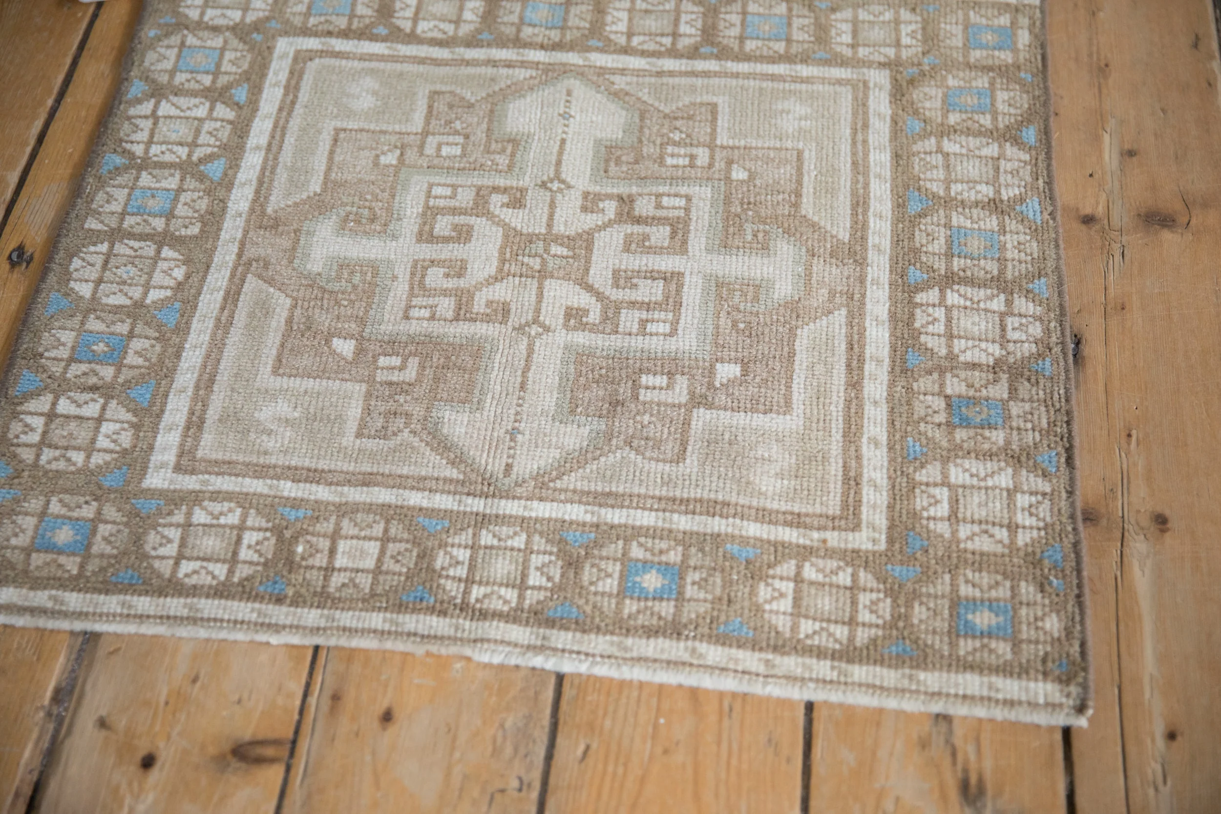 2x2.5 Vintage Distressed Oushak Square Rug Mat - Image 5