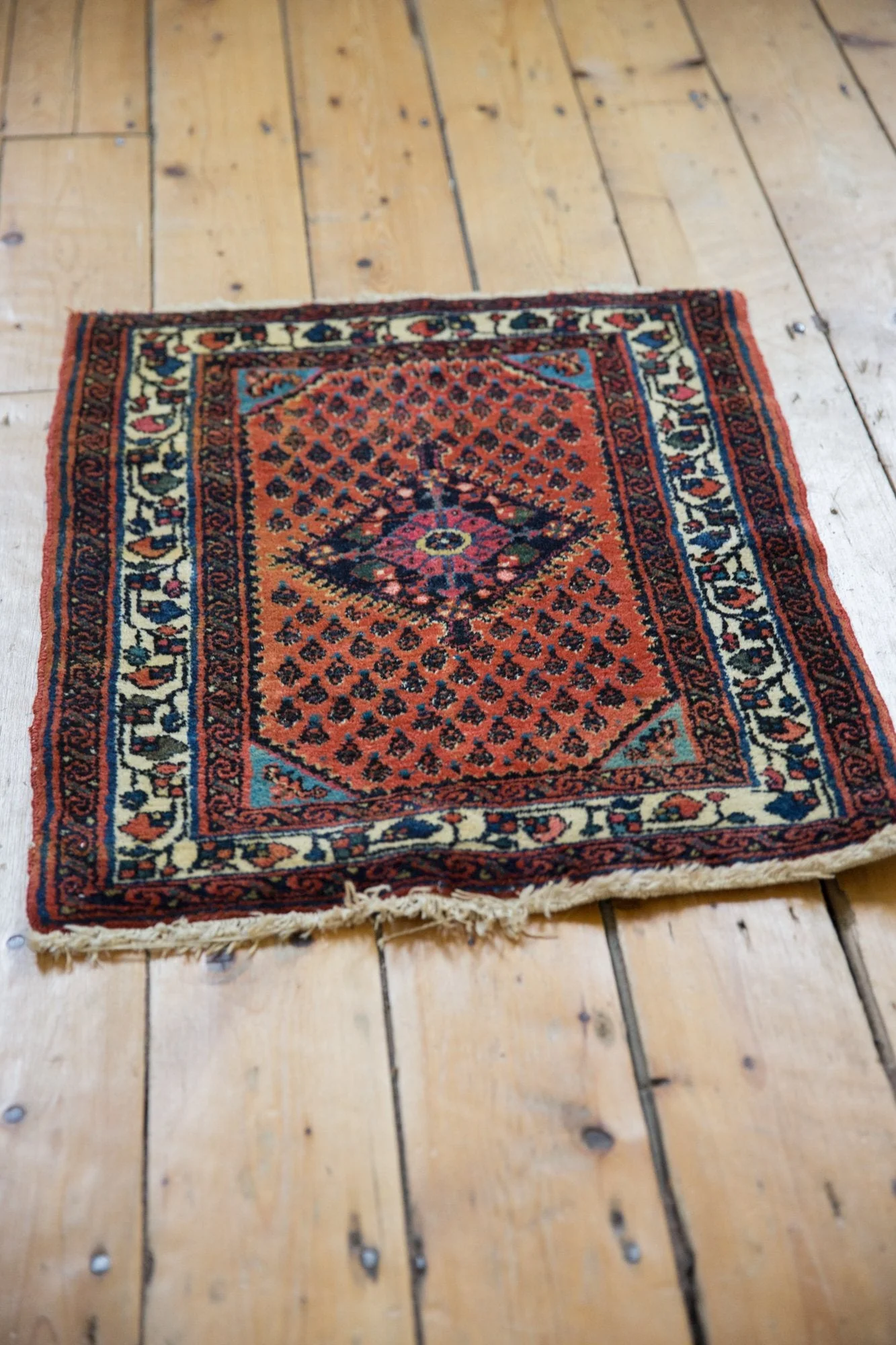 2x2.5 Vintage Engelas Square Rug Mat - Image 3