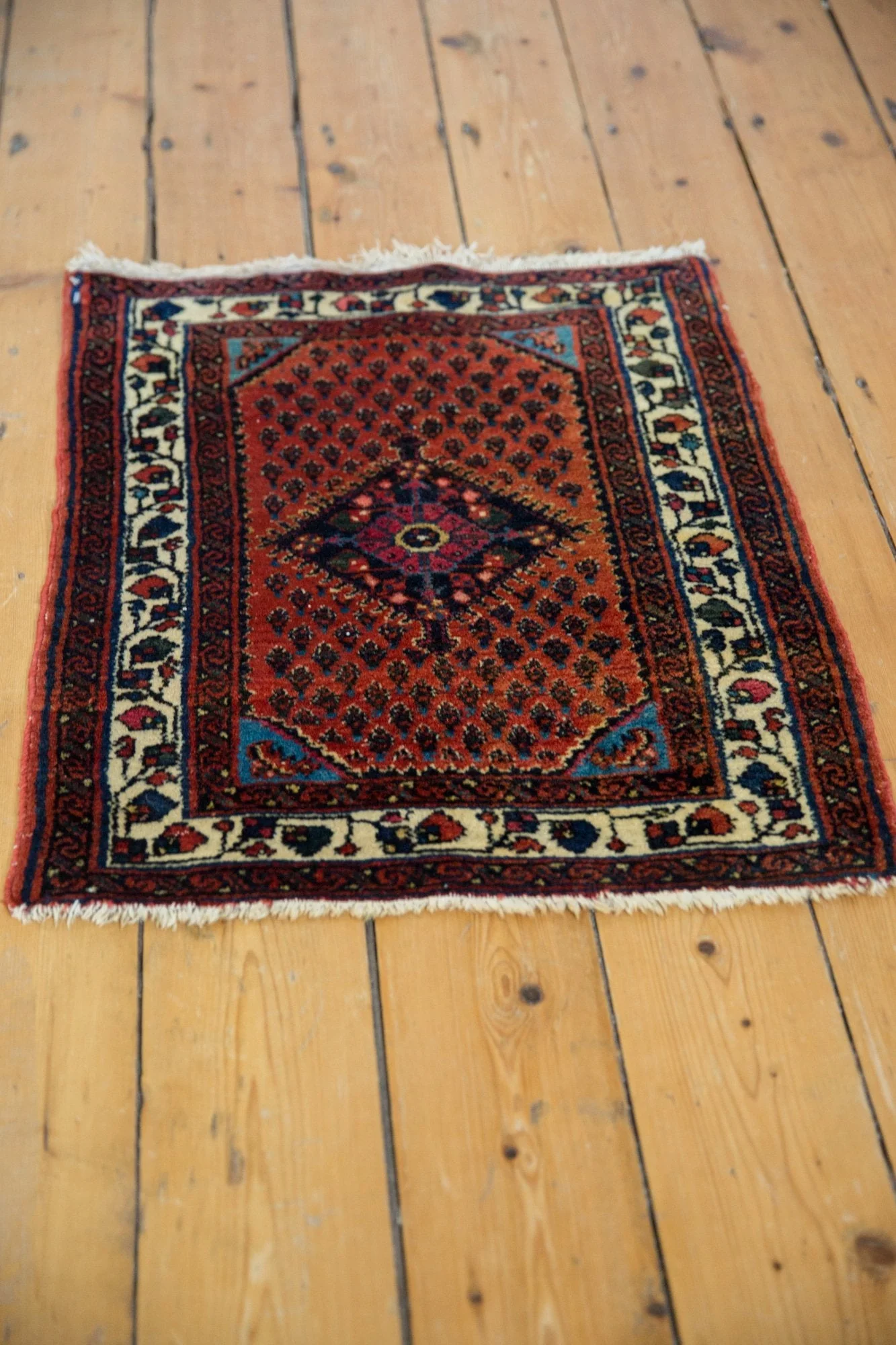 2x2.5 Vintage Engelas Square Rug Mat - Image 6