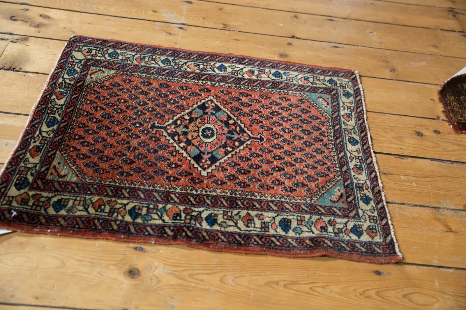 2x2.5 Vintage Engelas Square Rug Mat - Image 10