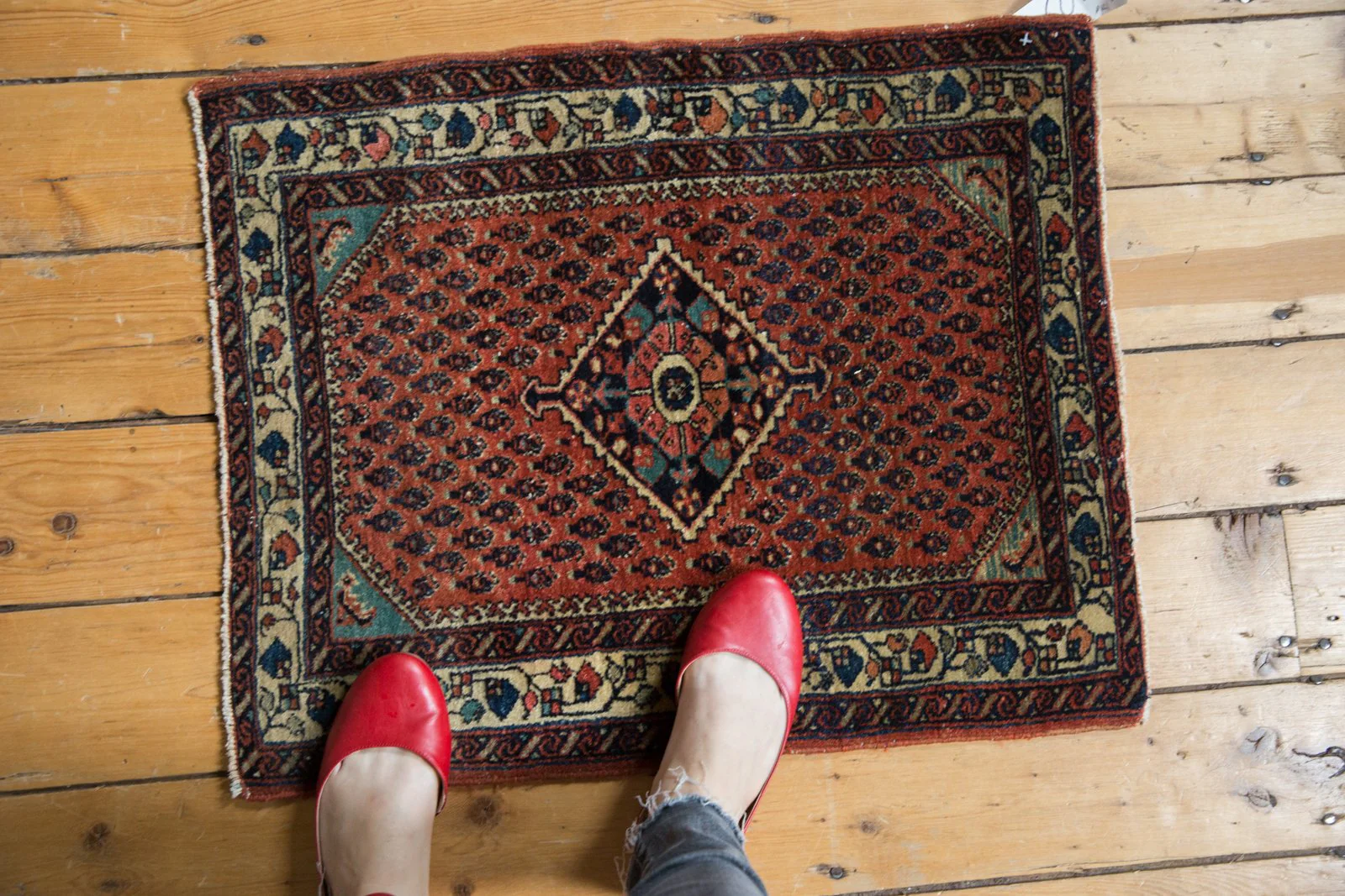 2x2.5 Vintage Engelas Square Rug Mat - Image 2