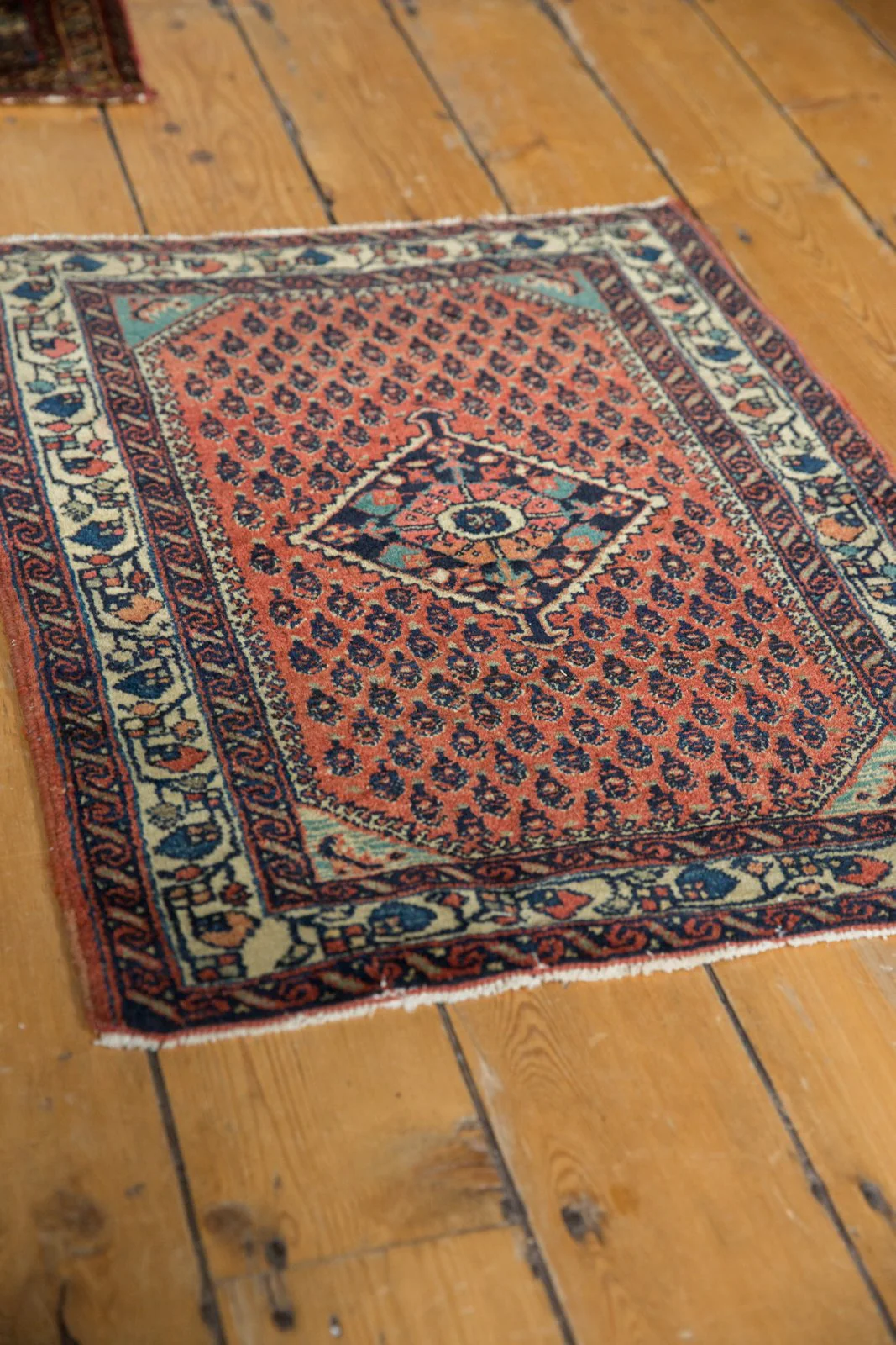 2x2.5 Vintage Engelas Square Rug Mat - Image 3