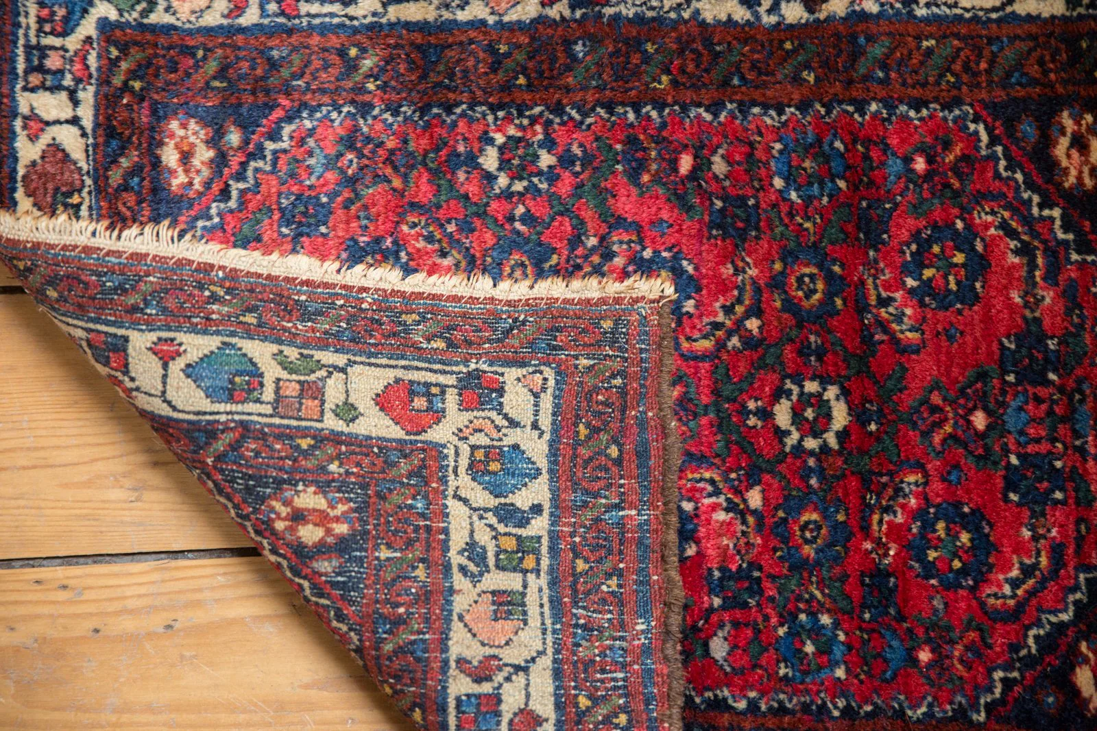 2x2.5 Vintage Engelas Square Rug Mat - Image 10