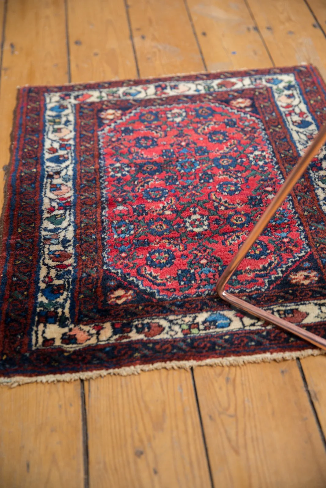 2x2.5 Vintage Engelas Square Rug Mat - Image 6