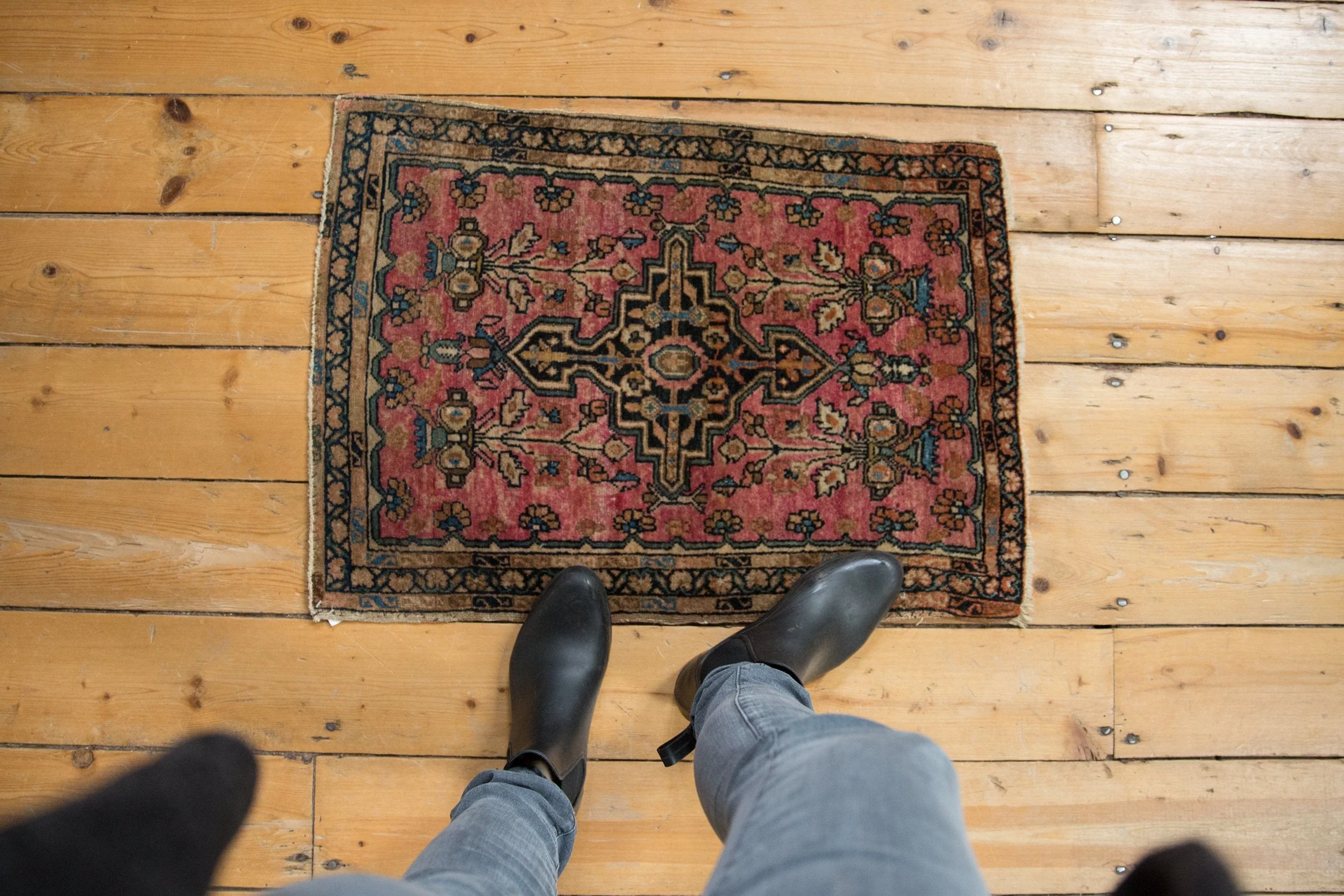 2x2.5 Vintage Farahan Sarouk Square Rug Mat - Image 2