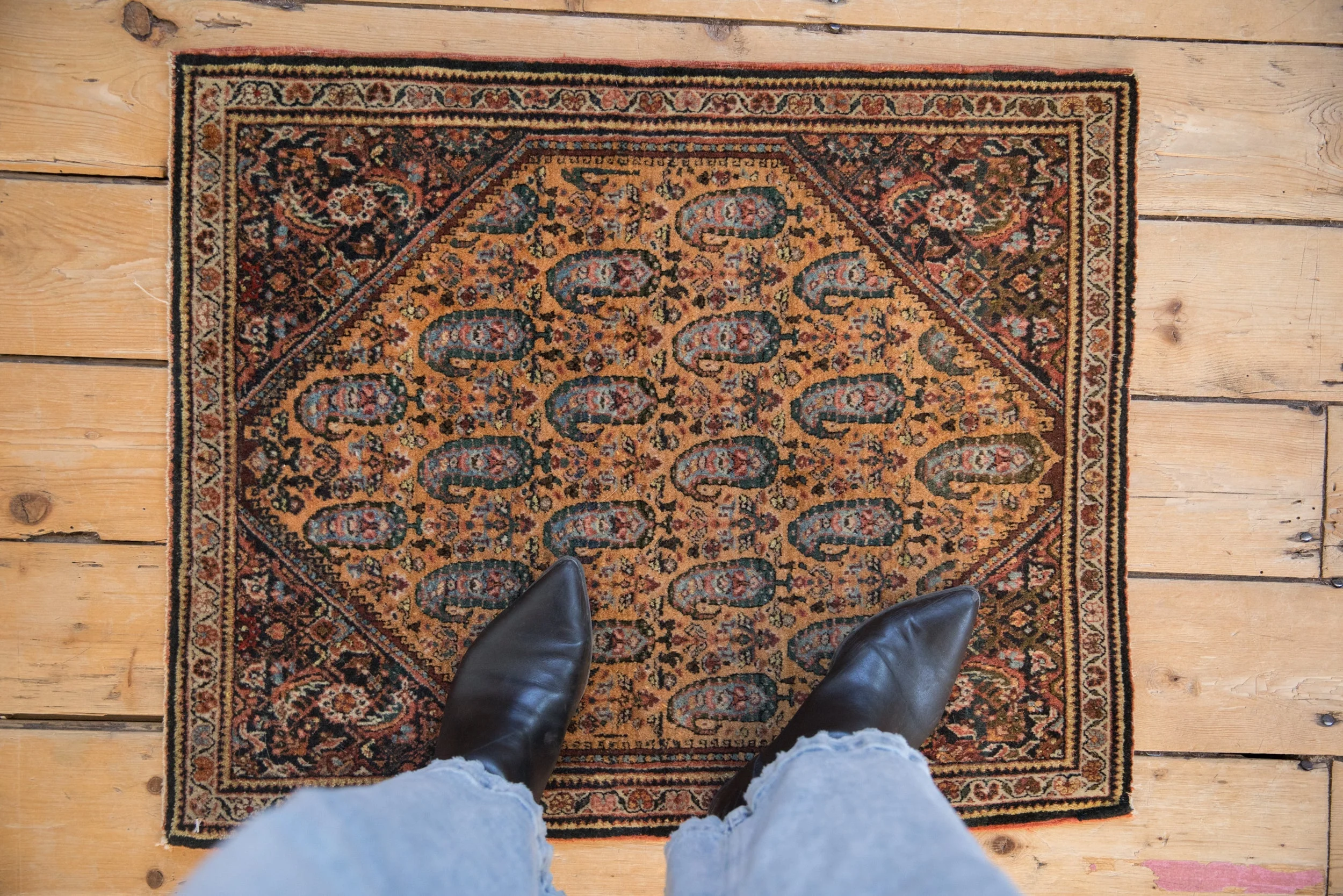 2x2.5 Vintage Fine Sarouk Square Rug Mat - Image 2