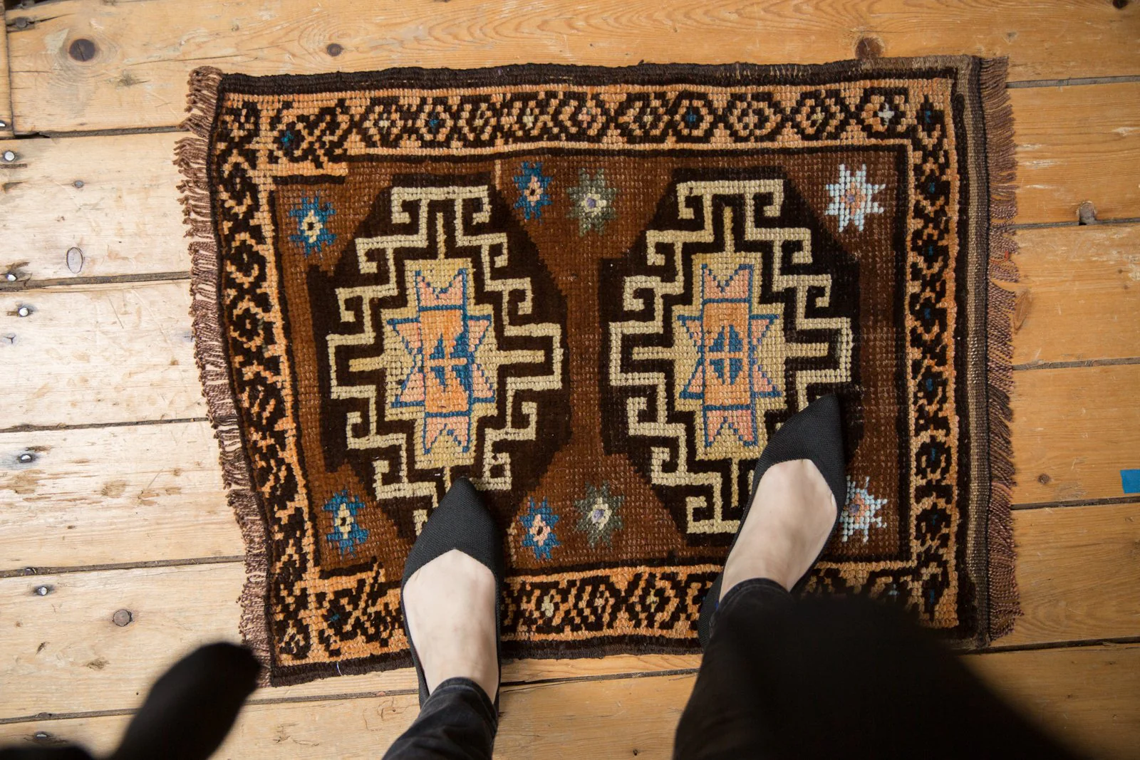 2x2.5 Vintage Oushak Square Rug Mat - Image 2