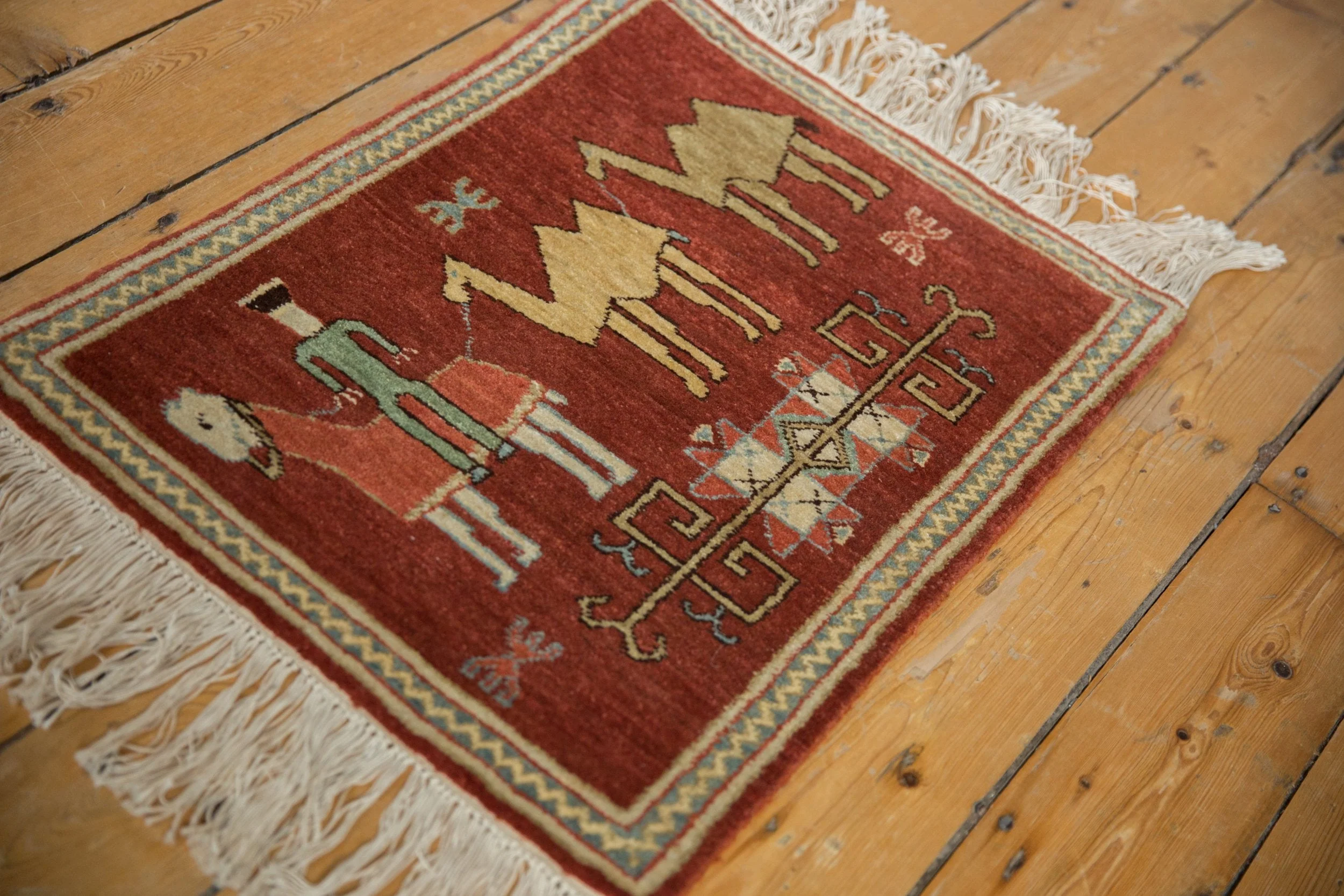 2x2.5 Vintage Pictorial Armenian Herdsman Design Square Rug Mat - Image 4