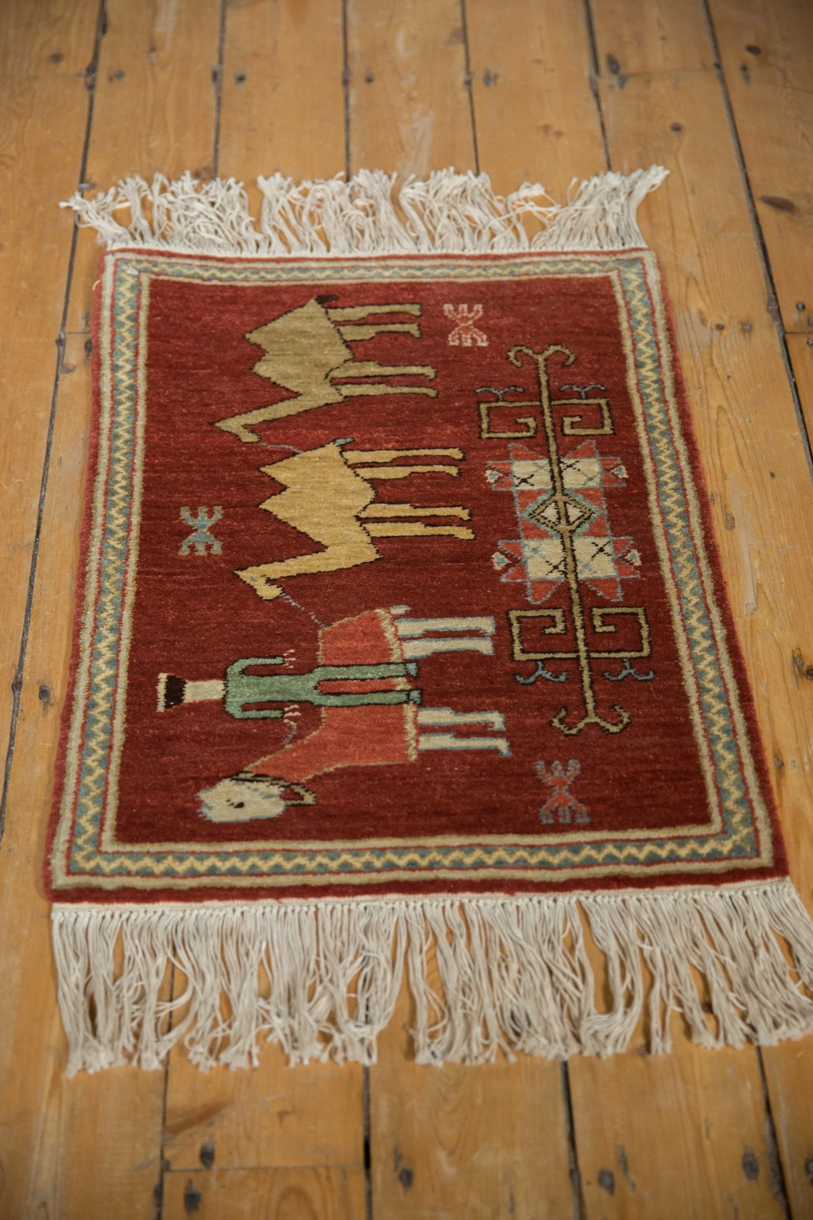 2x2.5 Vintage Pictorial Armenian Herdsman Design Square Rug Mat - Image 5