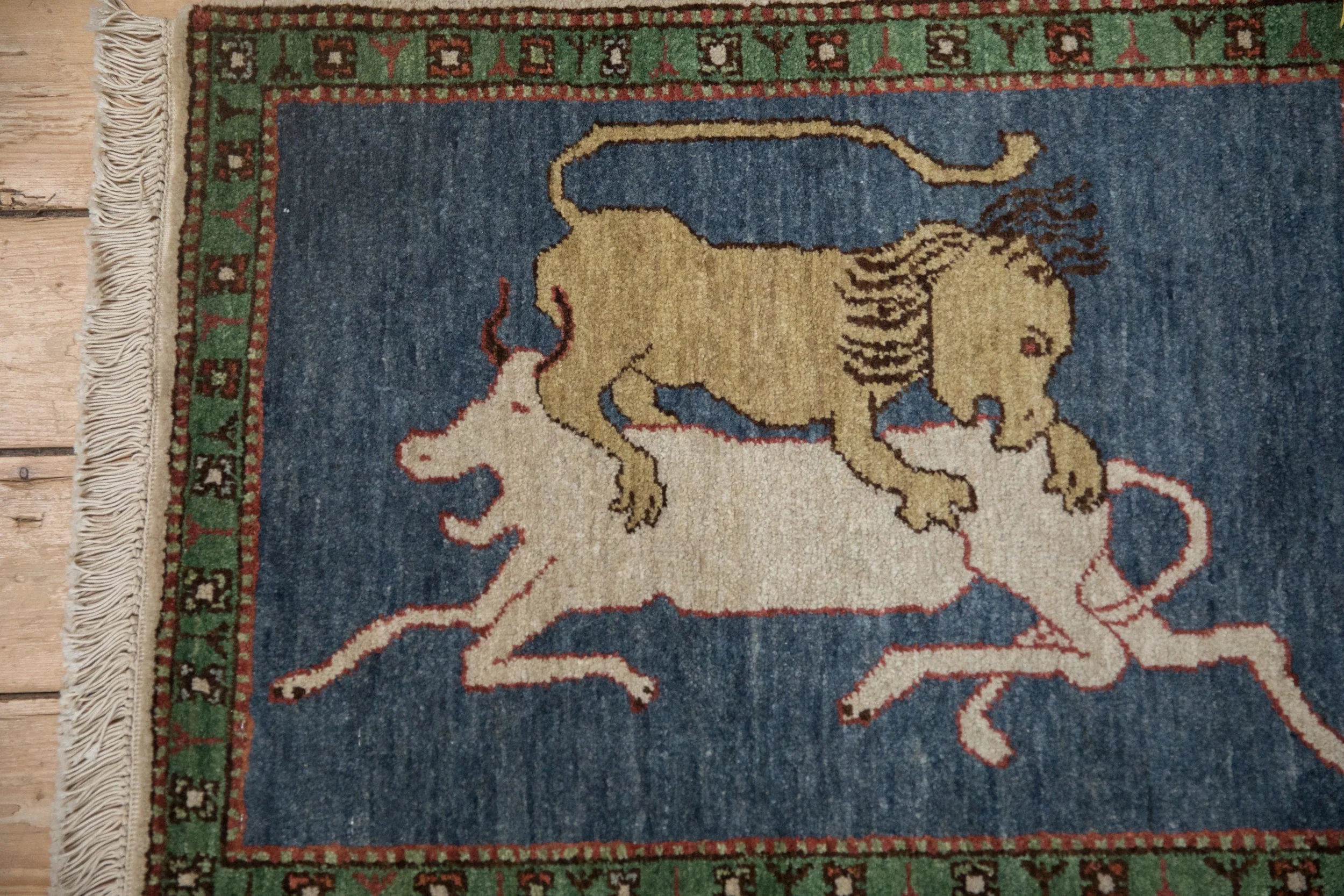 2x2.5 Vintage Pictorial Armenian Hunting Scene Design Square Rug Mat - Image 3