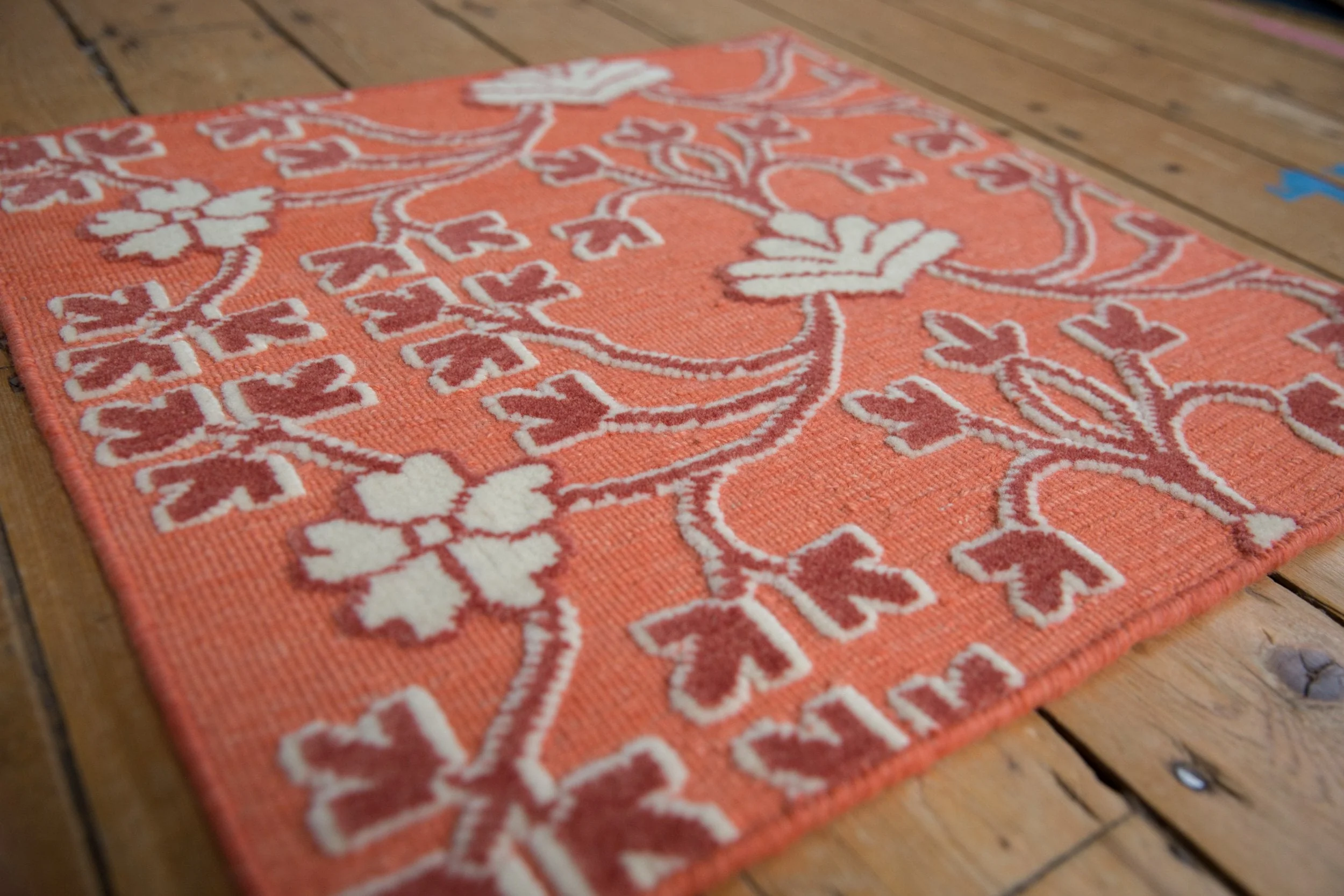 2x2 New Indian Samarkand Design Square Rug Mat - Image 2