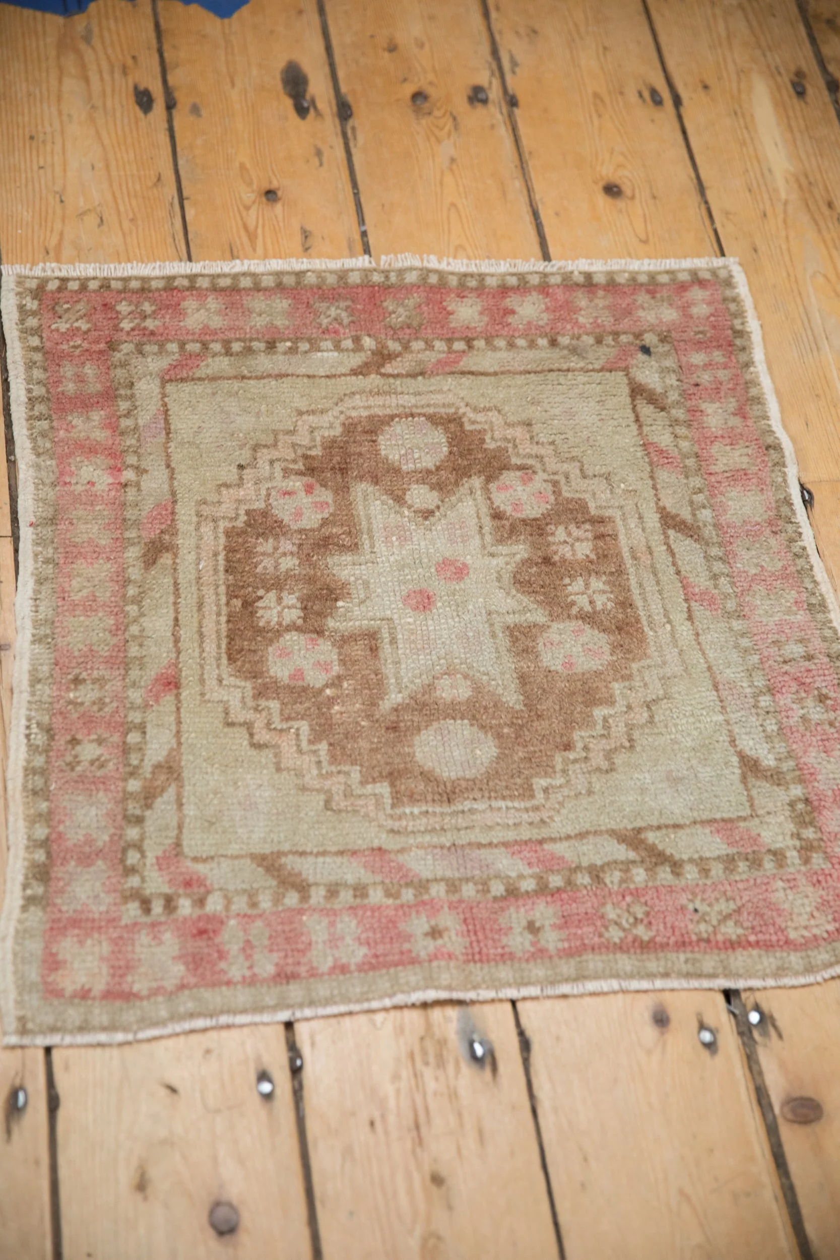 2x2 Vintage Distressed Oushak Square Rug Mat - Image 5