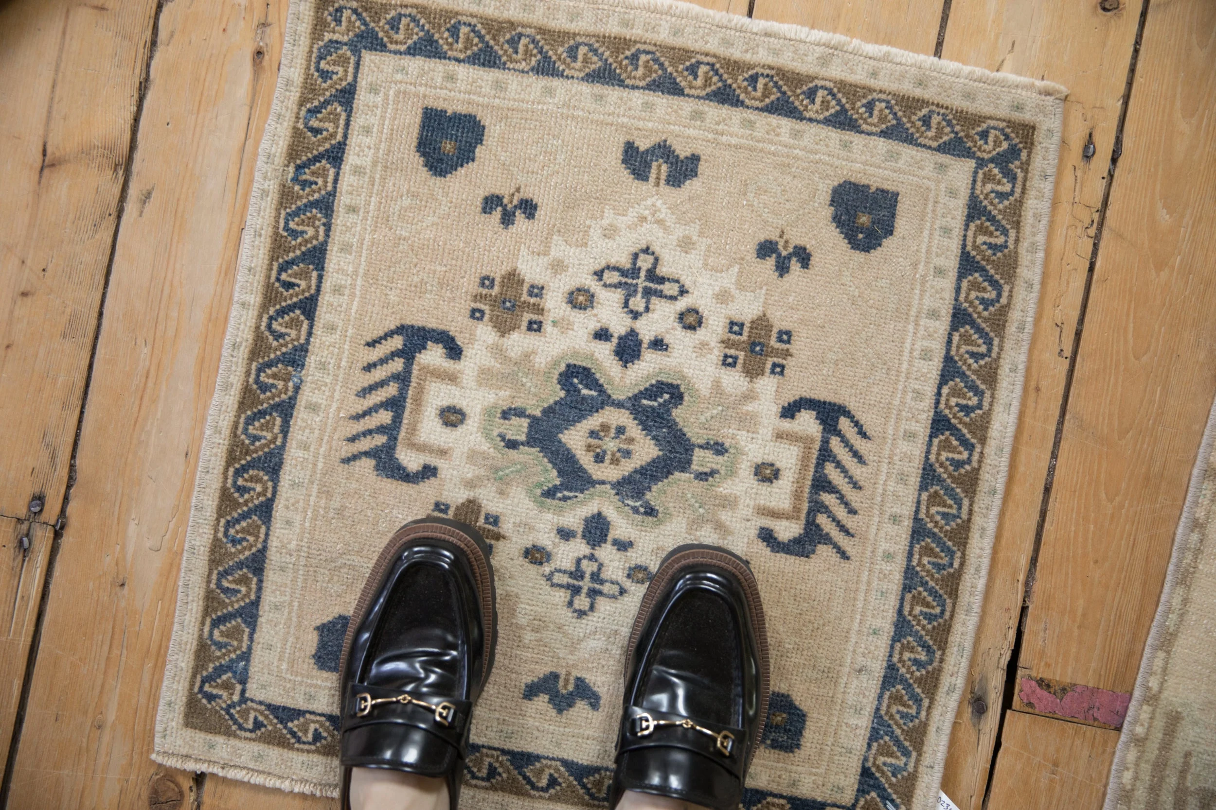 2x2 Vintage Distressed Oushak Square Rug Mat - Image 2