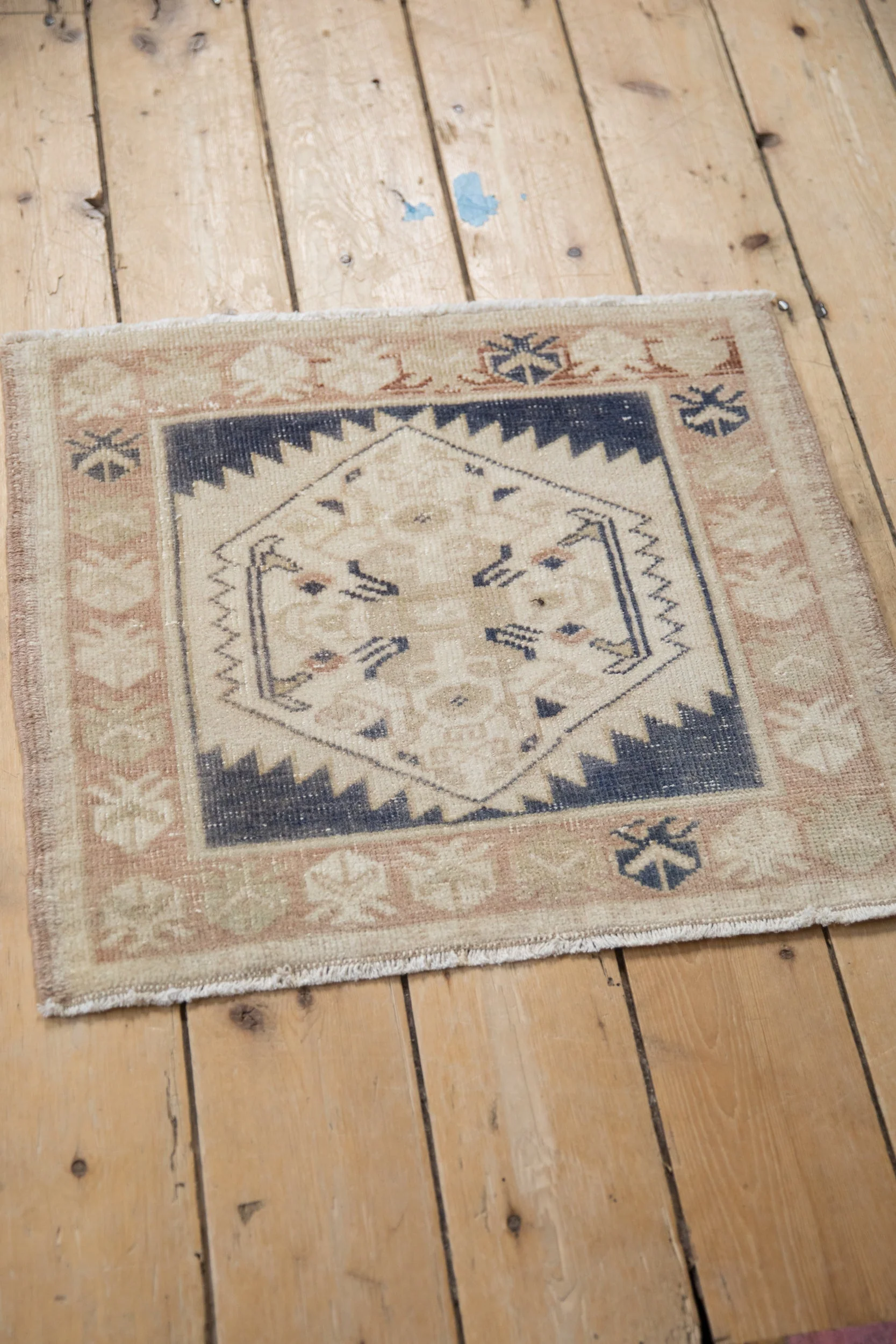 2x2 Vintage Distressed Oushak Square Rug Mat - Image 5