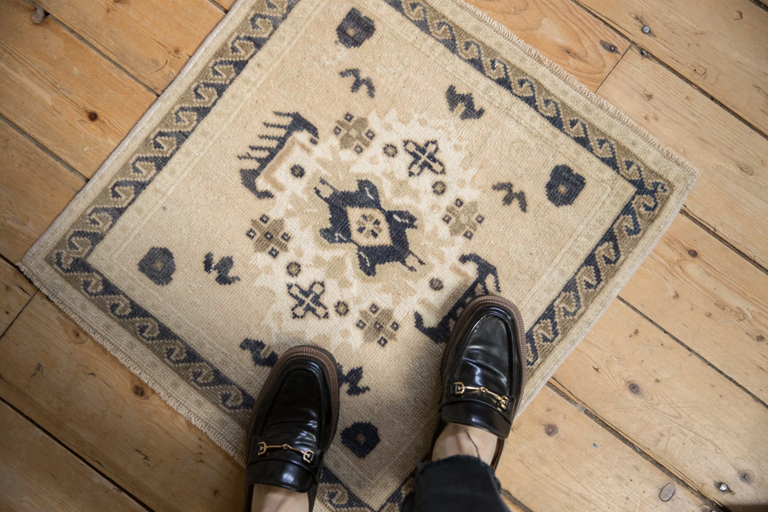 2x2 Vintage Distressed Oushak Square Rug Mat - Image 2