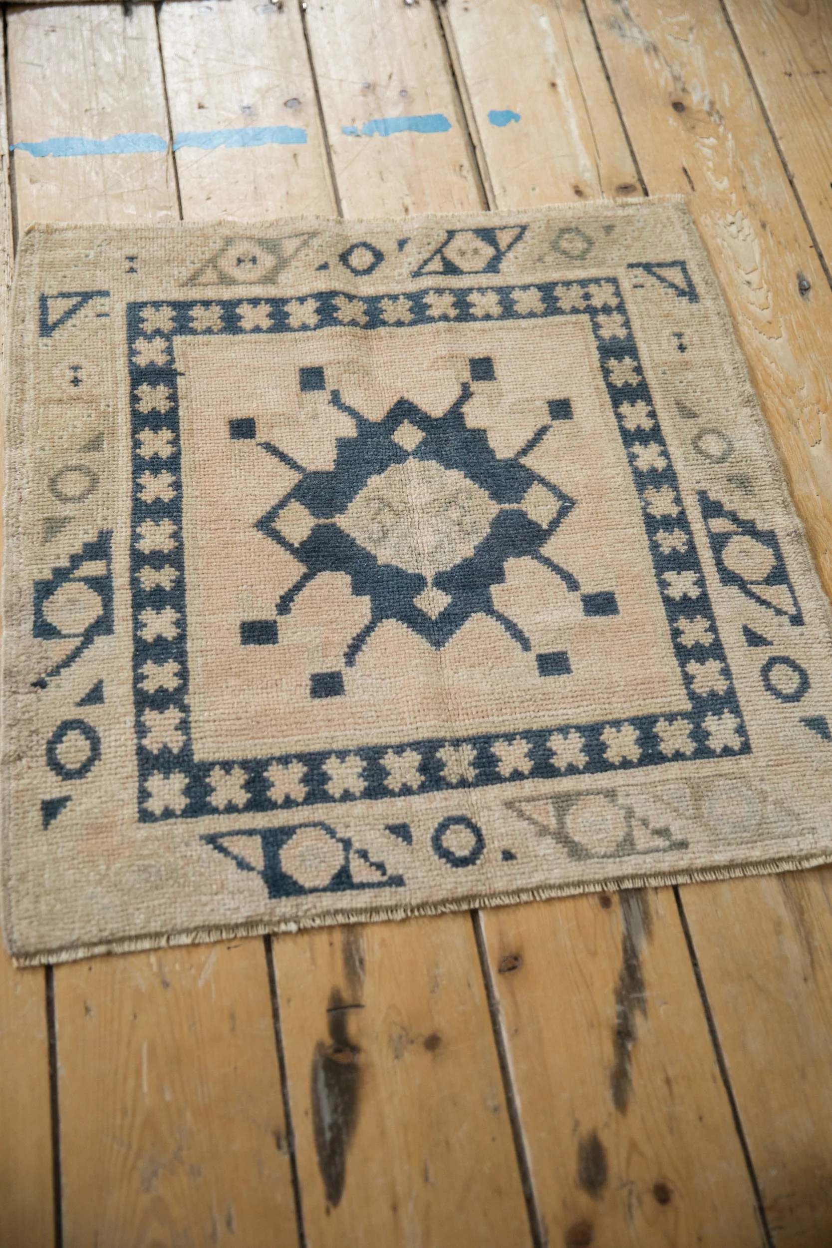 2x2 Vintage Distressed Oushak Square Rug Mat - Image 5