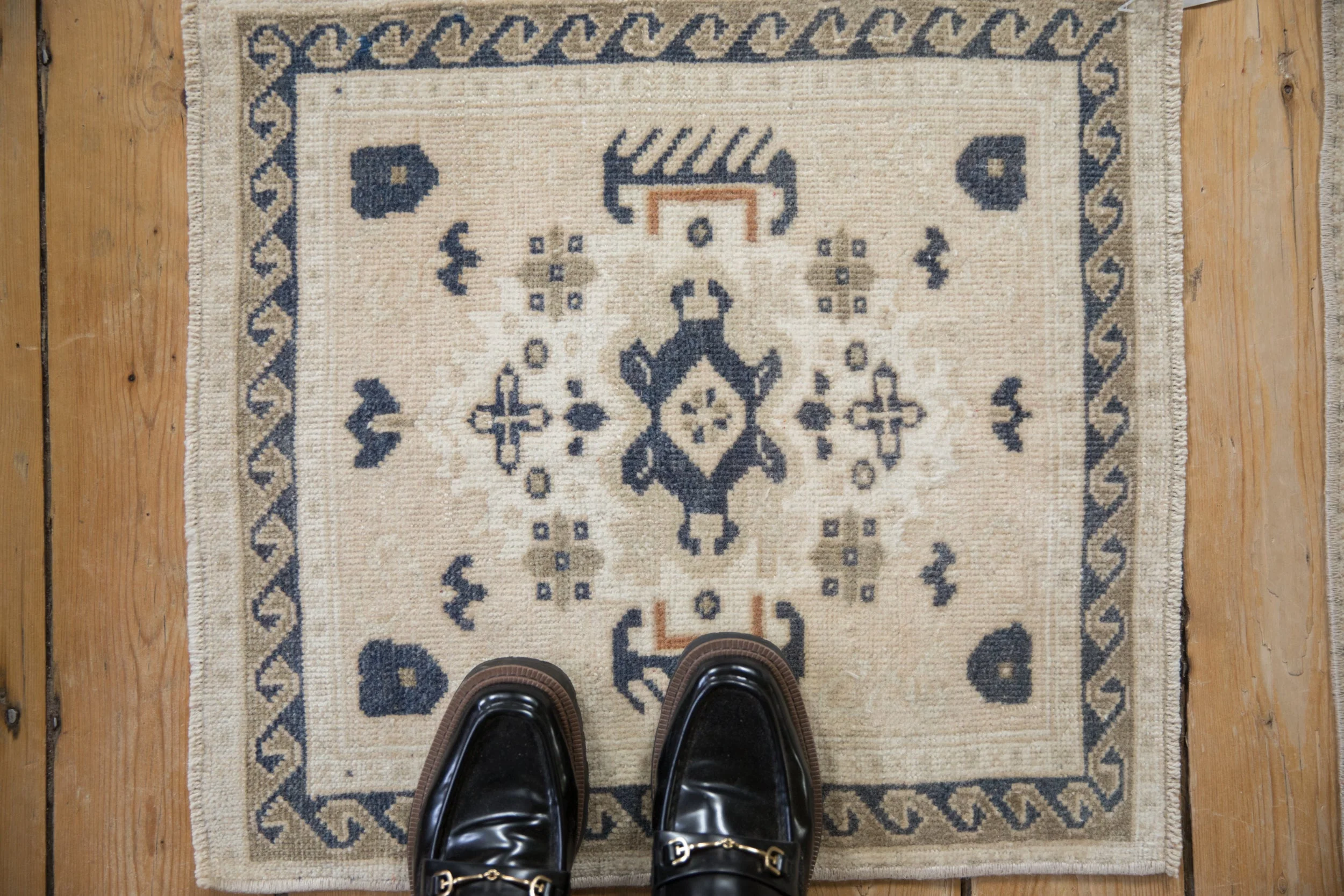 2x2 Vintage Distressed Oushak Square Rug Mat - Image 2