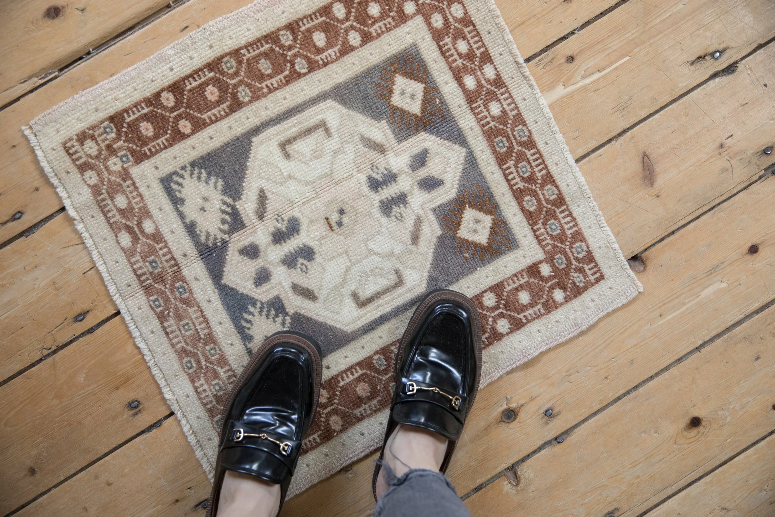 2x2 Vintage Distressed Oushak Square Rug Mat - Image 2