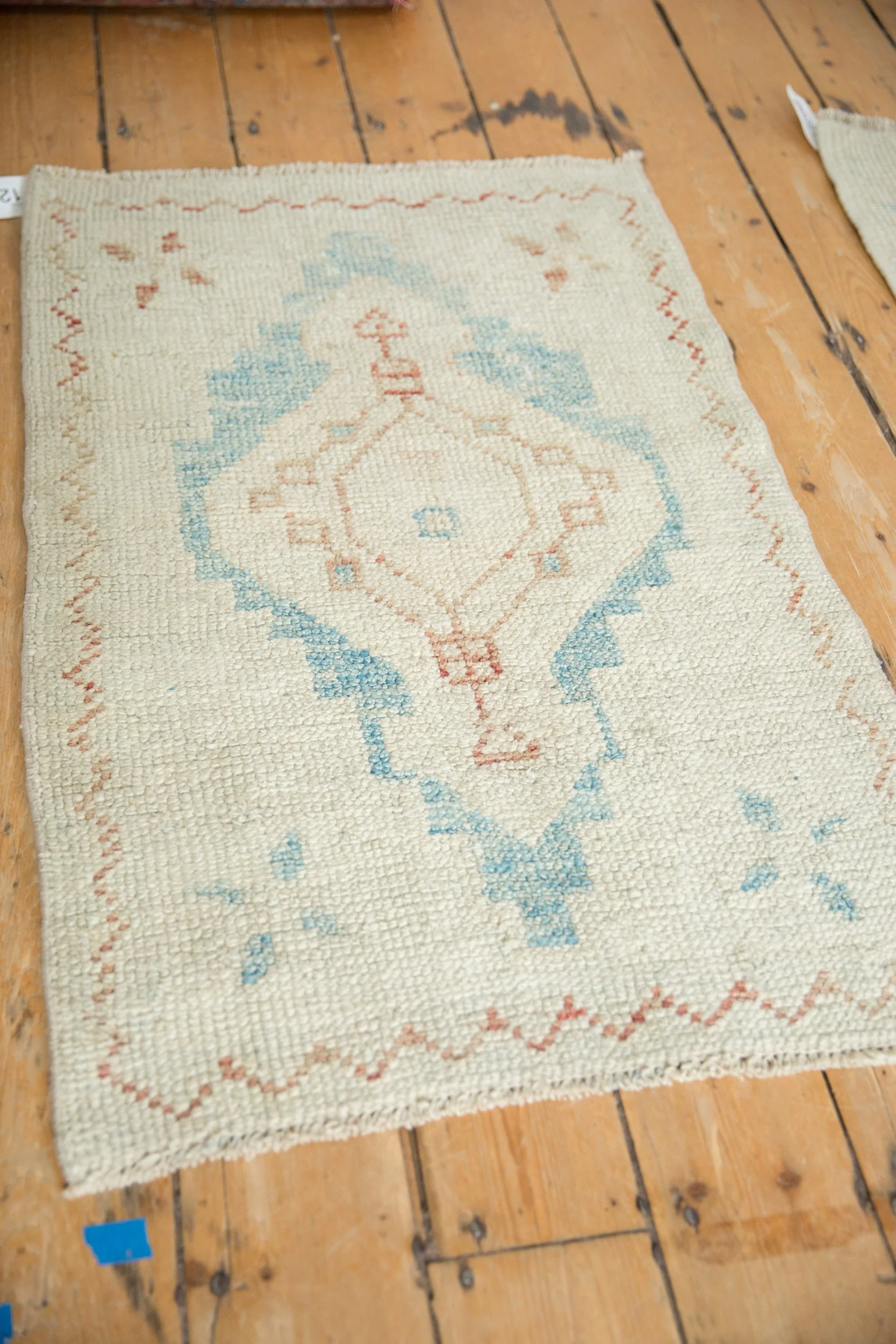 2x3.5 Distressed Oushak Rug - Image 4