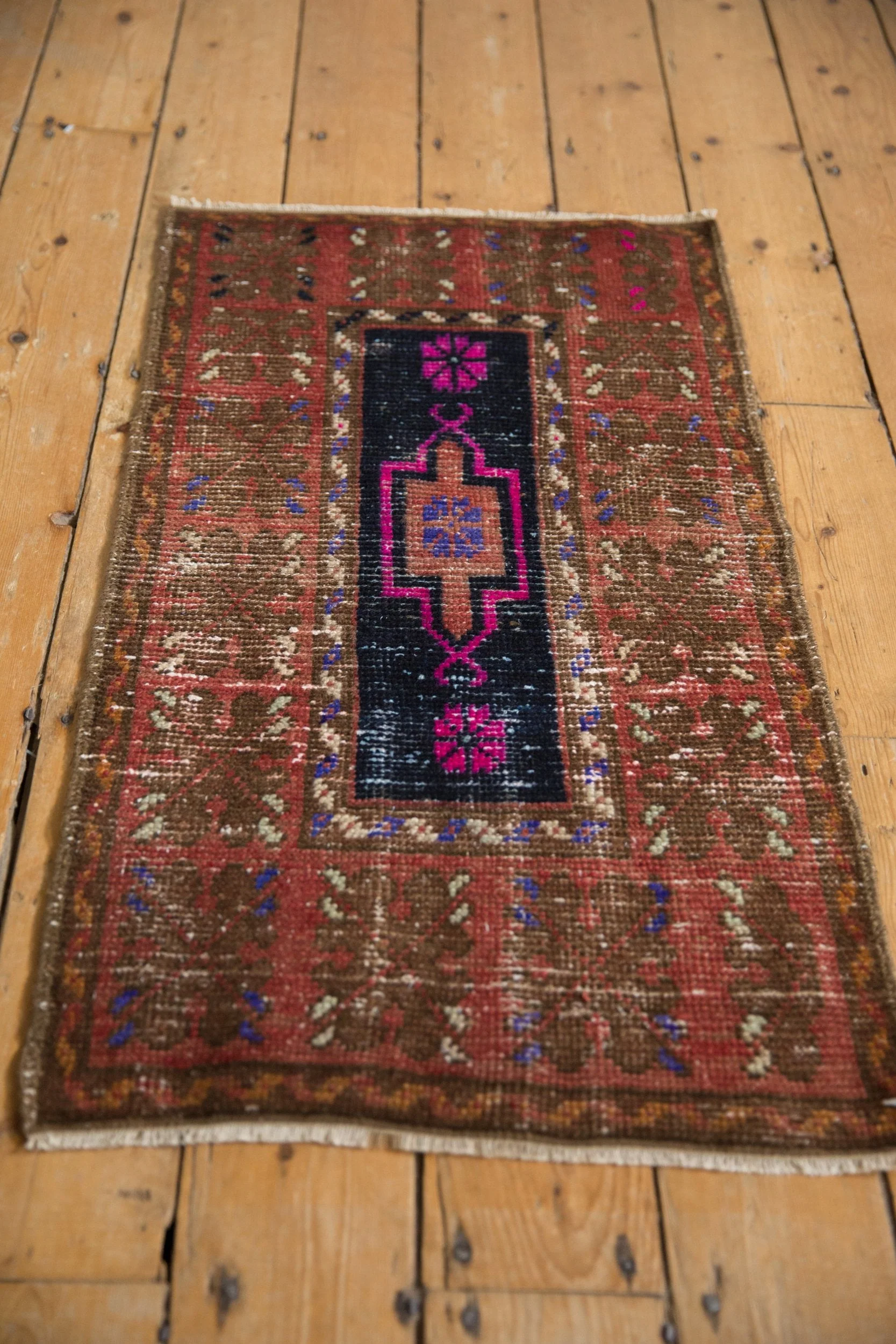 2x3.5 Vintage Distressed Oushak Rug - Image 3