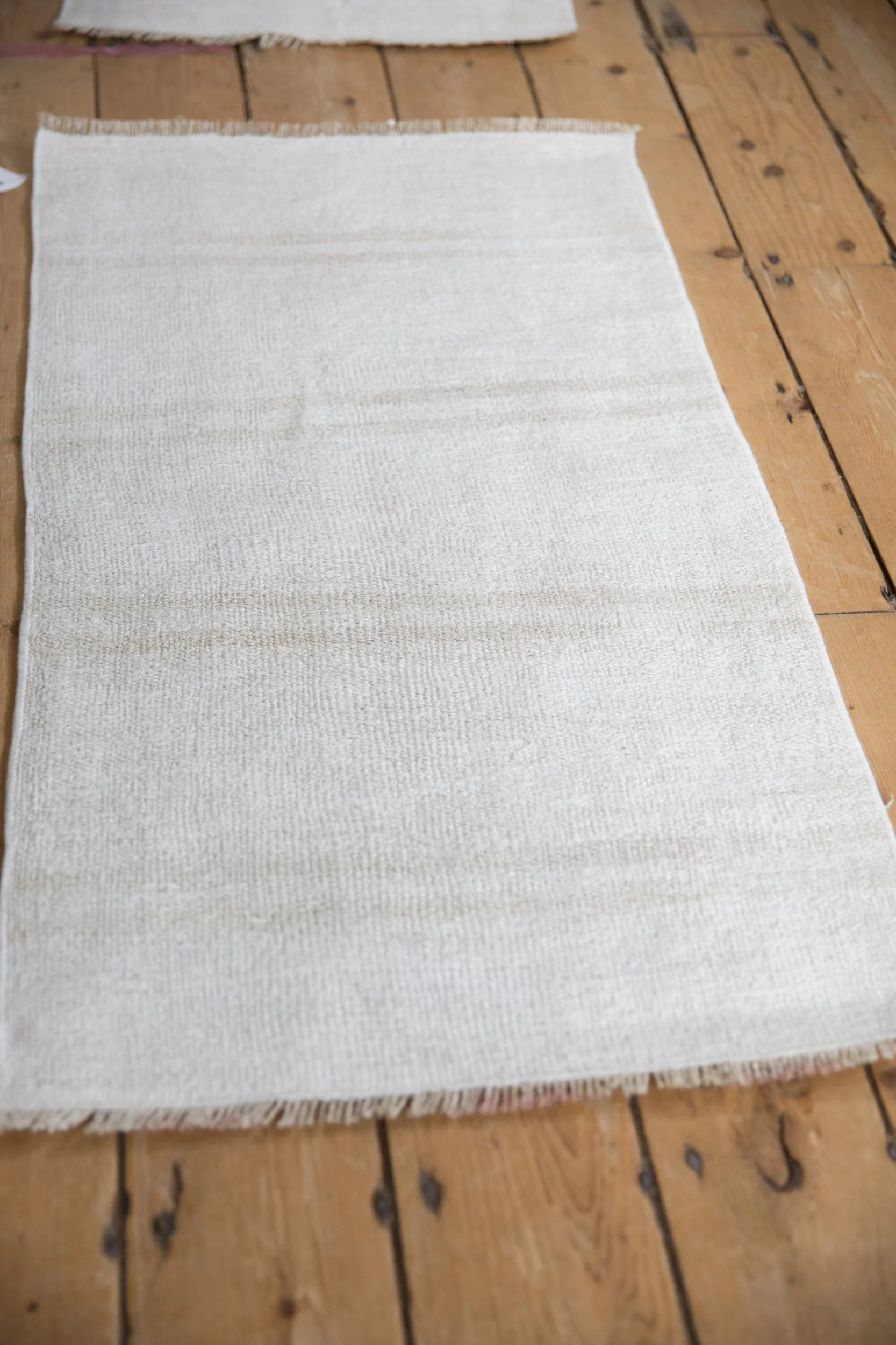 2x3.5 Vintage Hemp Kilim Rug - Image 4