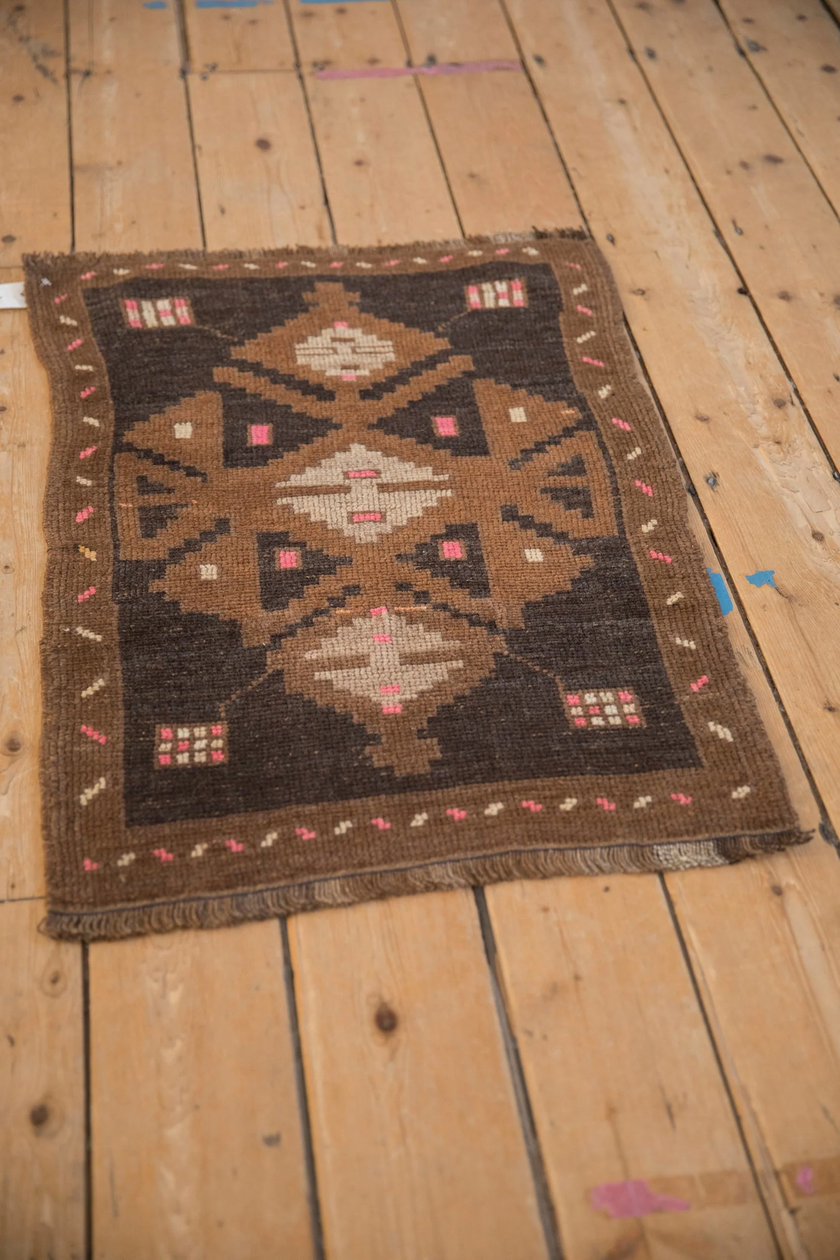 2x3 Vintage Distressed Kars Rug Mat - Image 4