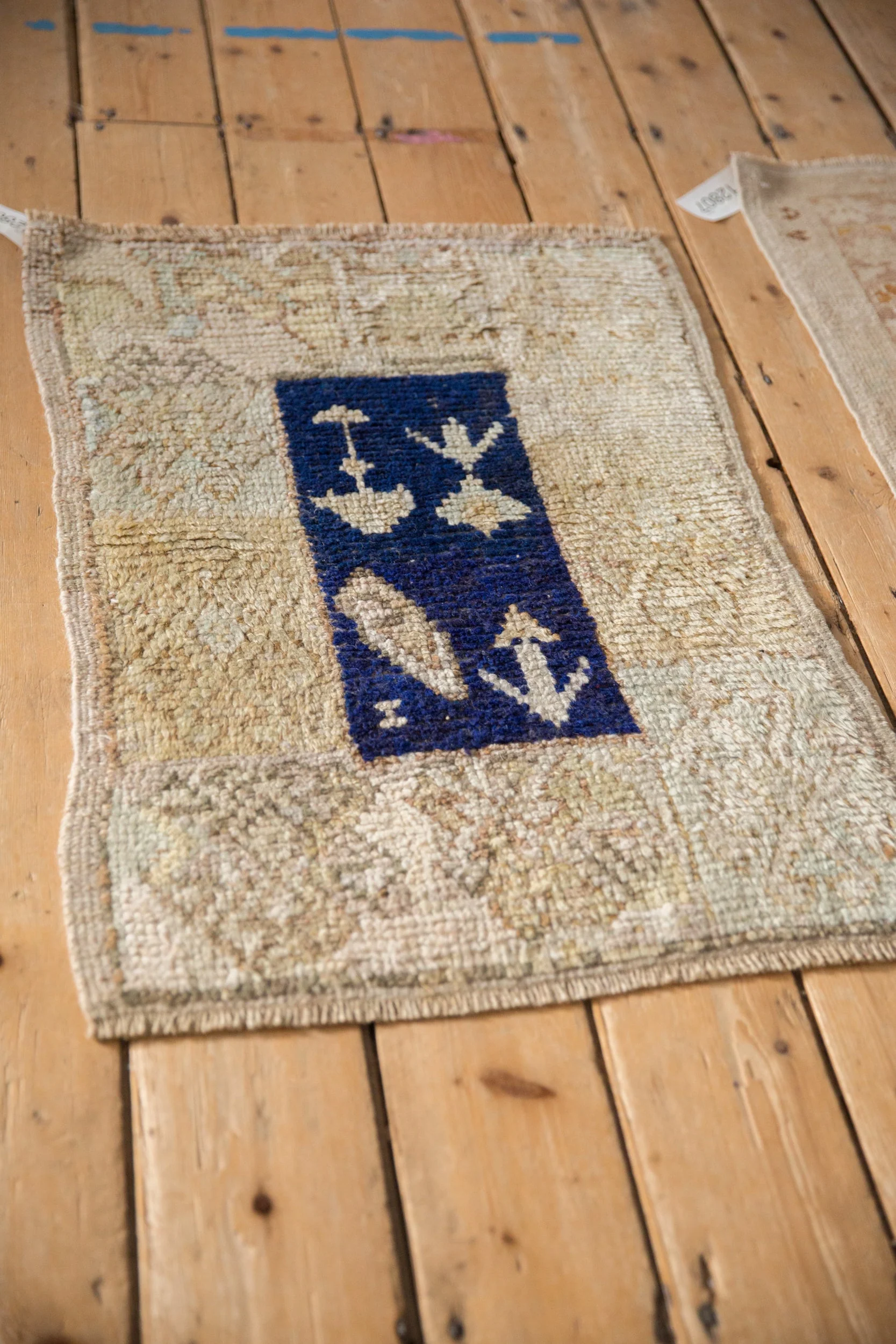 2x3 Vintage Distressed Tulu Rug Mat - Image 5