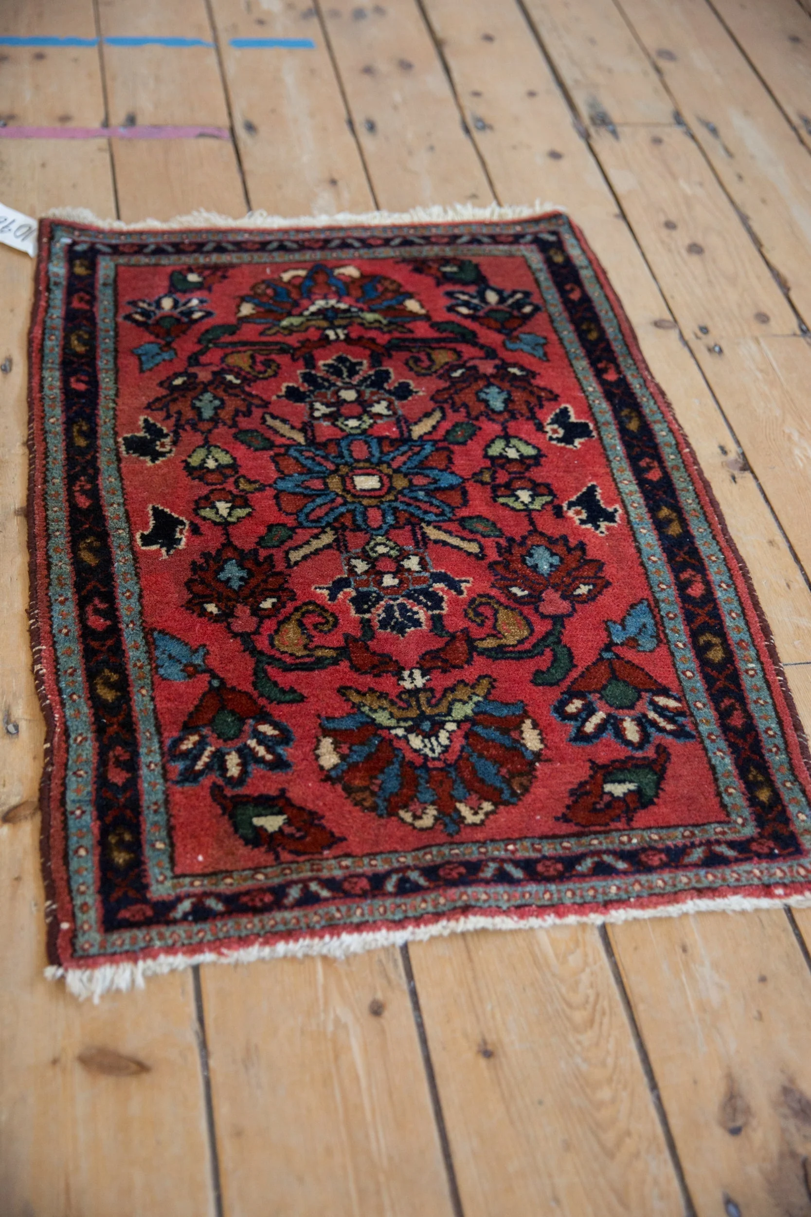 2x3 Vintage Lilihan Rug Mat - Image 3