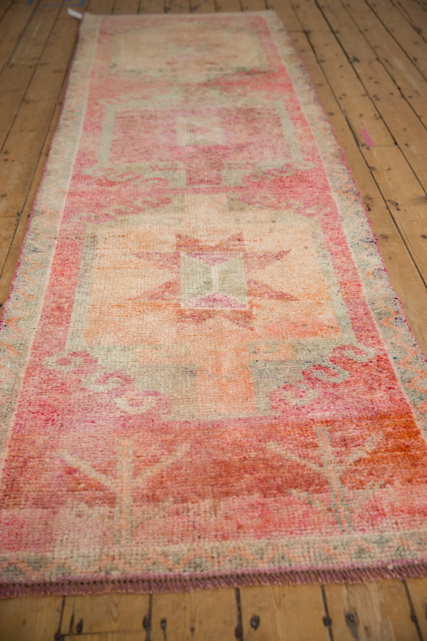 3.5x10.5 Vintage Distressed Kurd Rug Runner - Image 4