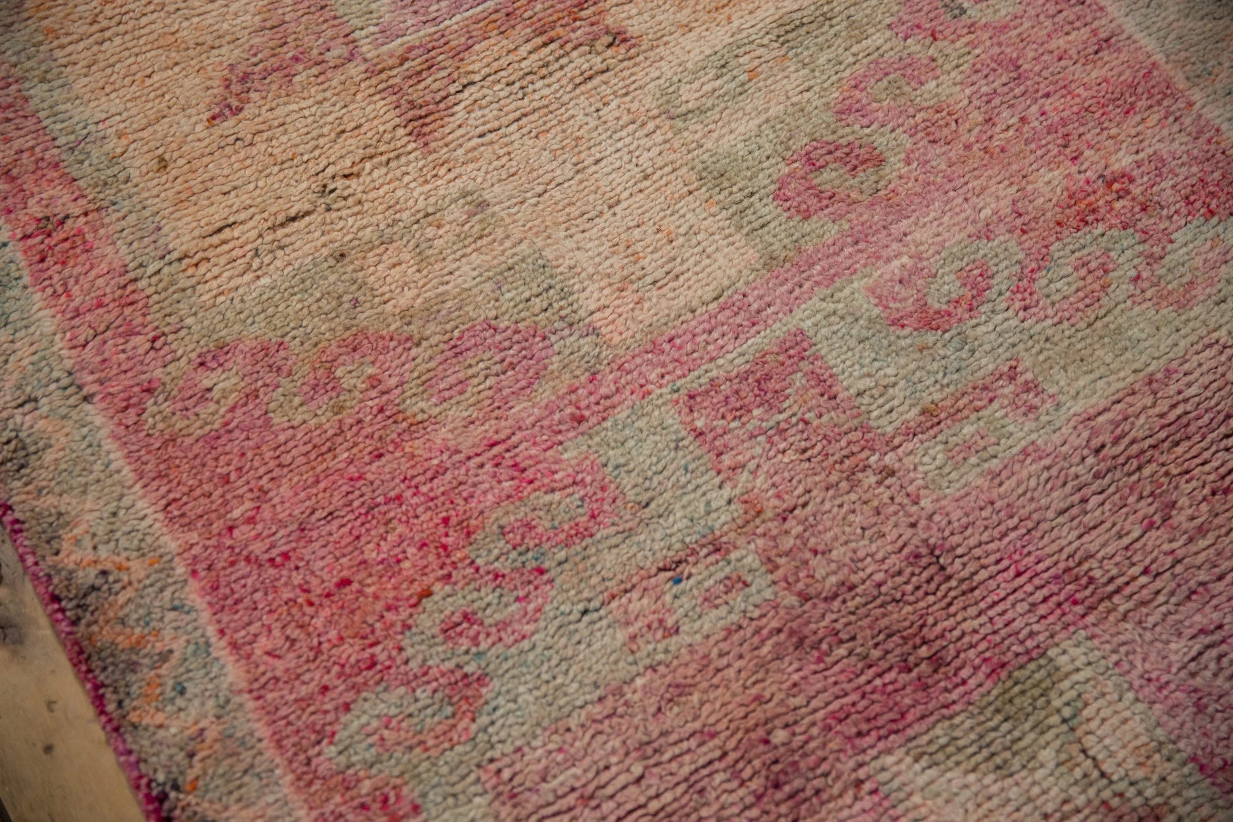 3.5x10.5 Vintage Distressed Kurd Rug Runner - Image 9