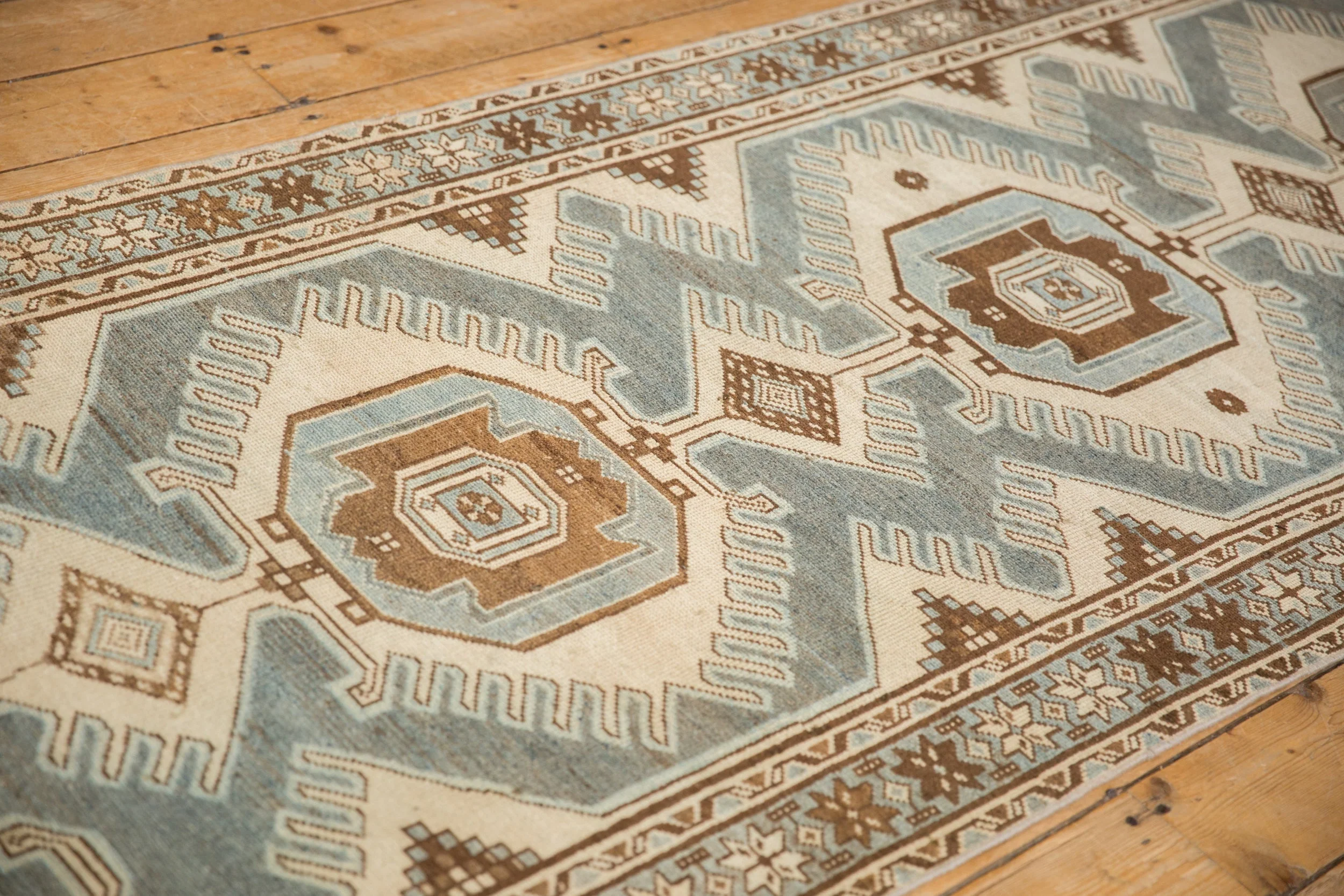 3.5x10 Vintage Distressed Malayer Rug Runner - Image 5