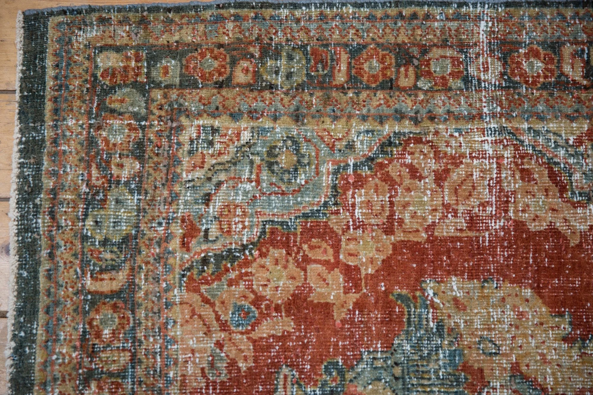 3.5x11.5 Vintage Distressed Mahal Rug Runner - Image 12