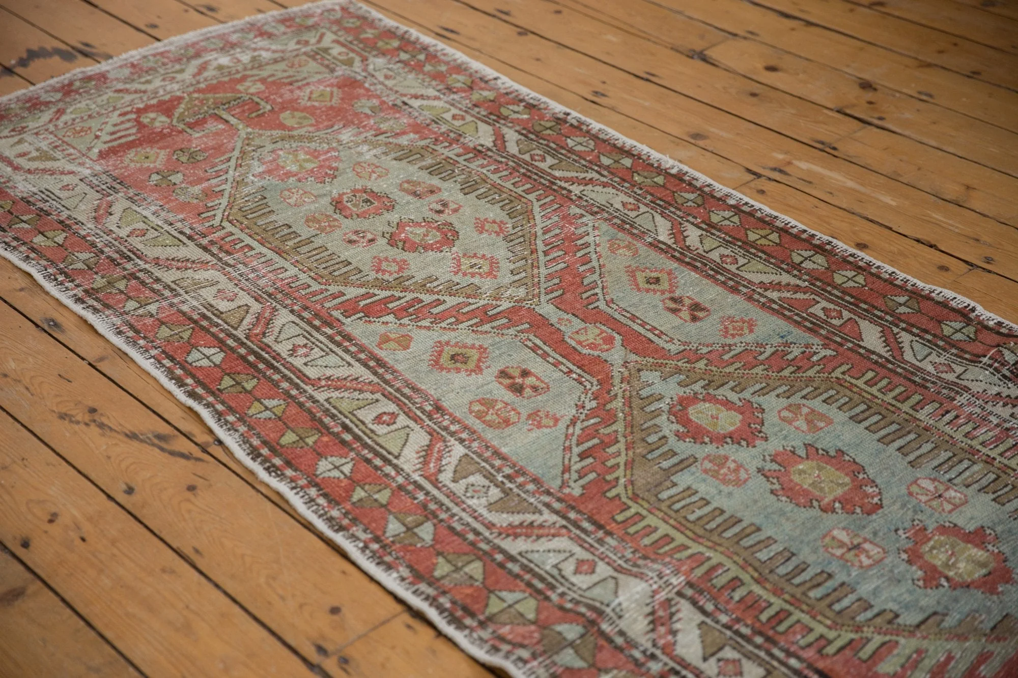 3.5x11 Vintage Distressed Heriz Rug Runner - Image 5