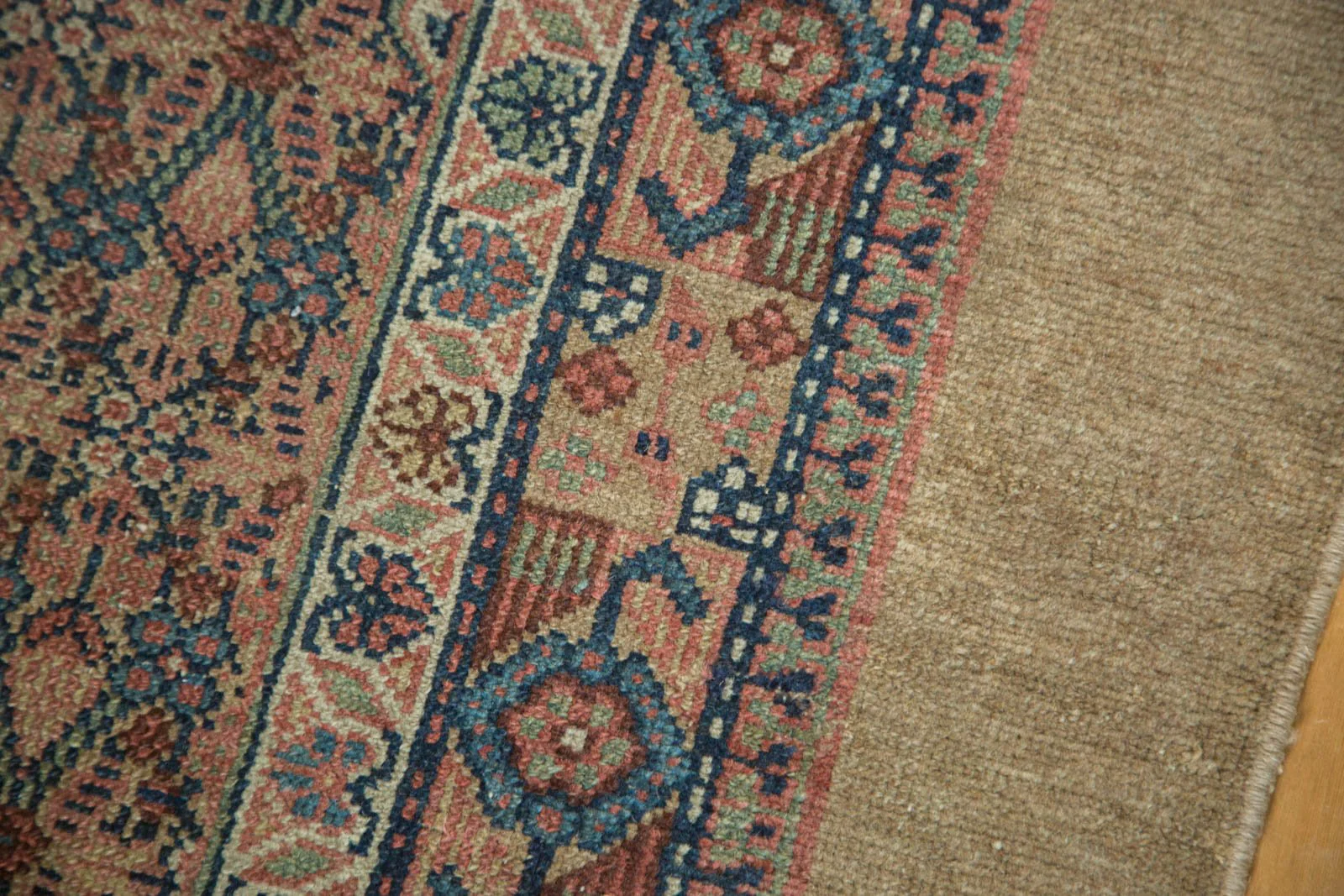 3.5x13.5 Antique Camel Hair Serab Rug Runner - Image 10