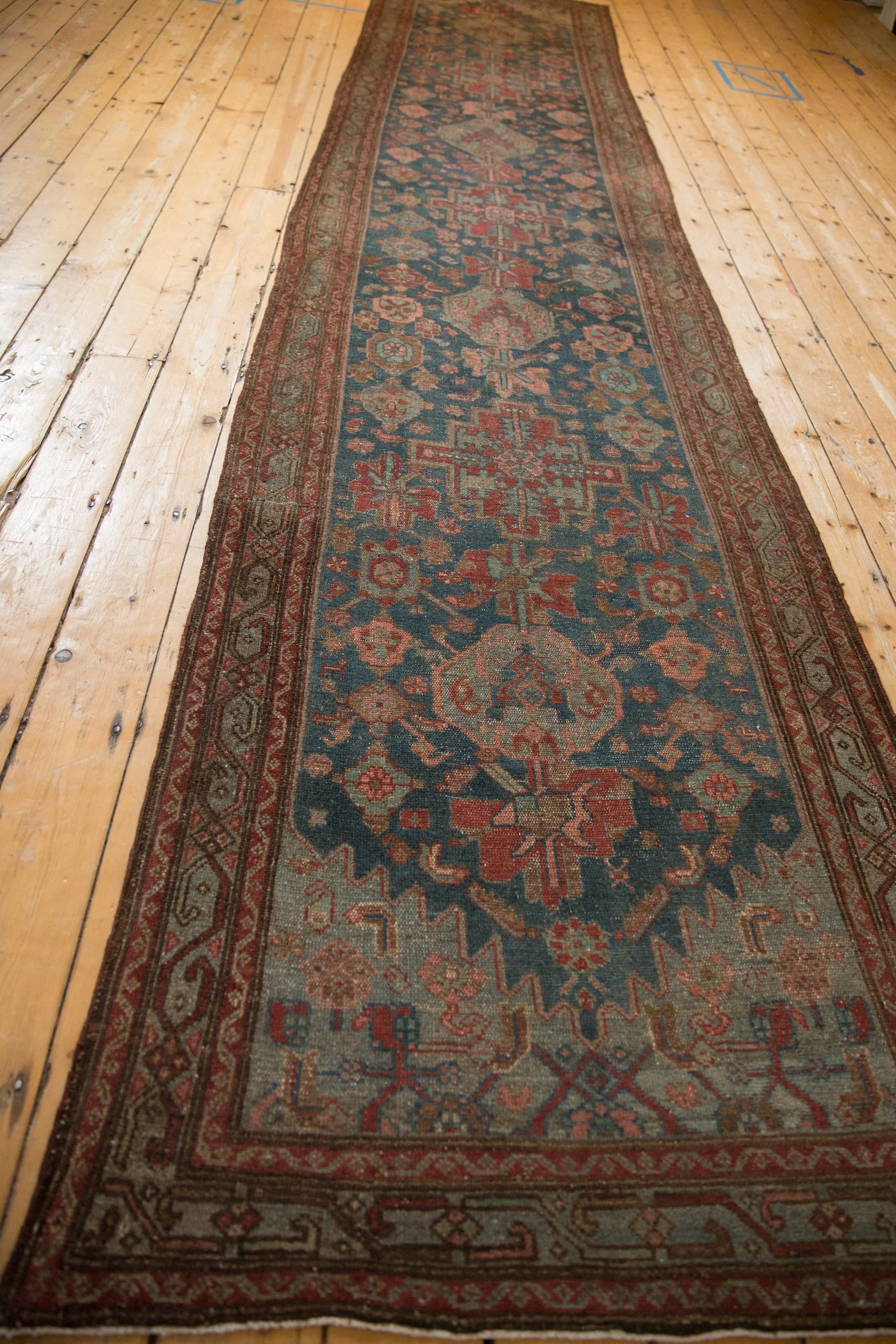 3.5x15.5 Vintage Distressed Malayer Rug Runner - Image 6