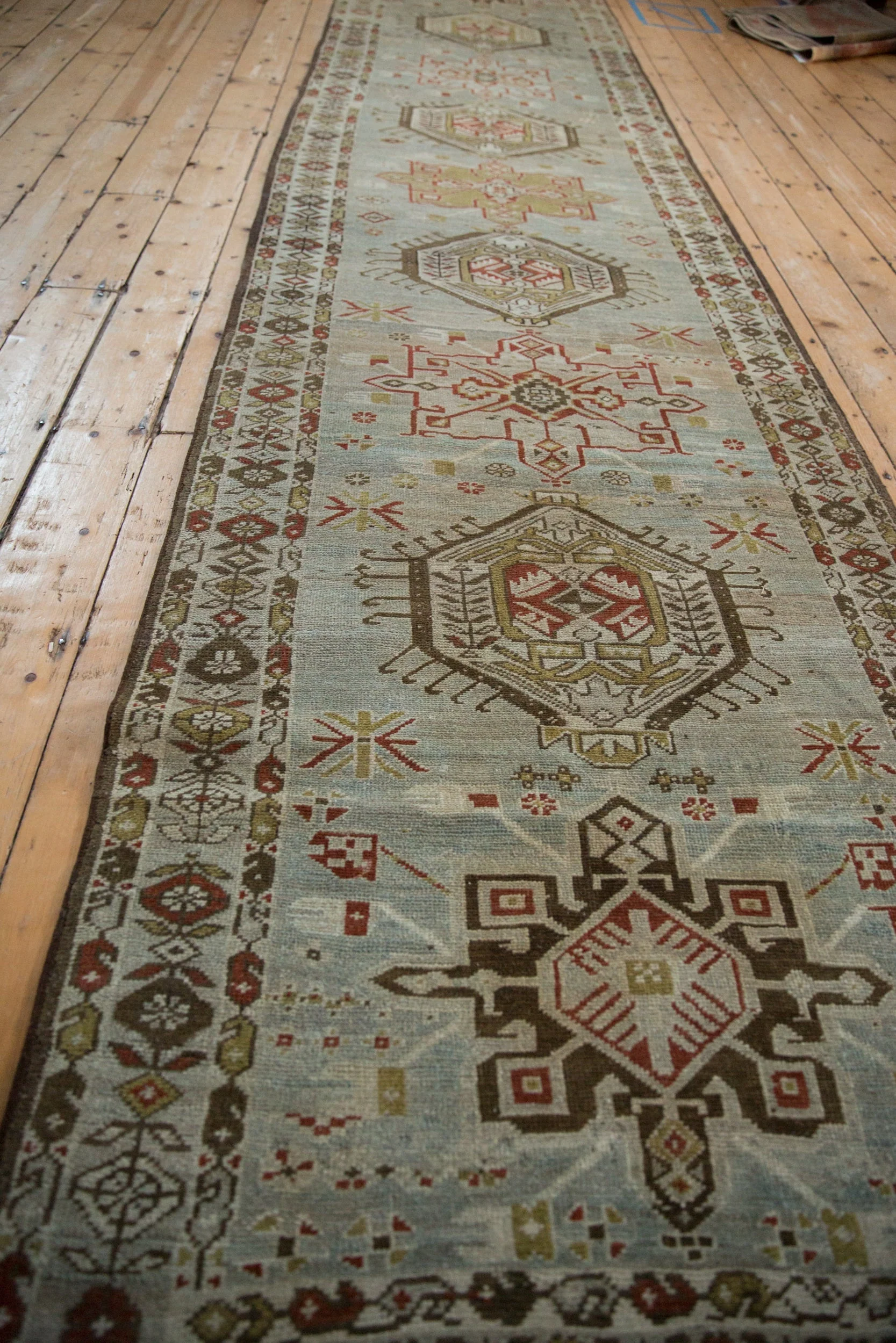 3.5x17 Vintage Distressed Karaja Rug Runner - Image 9