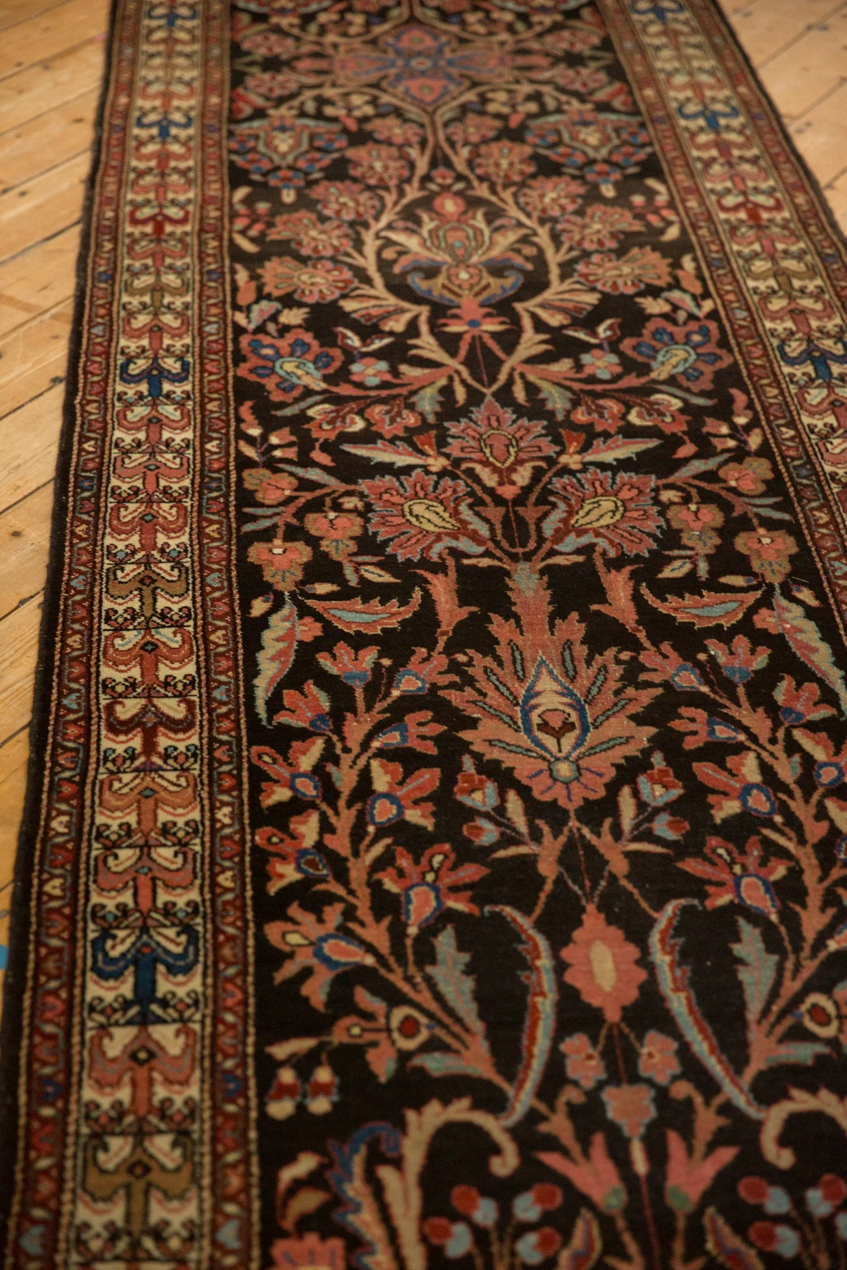 3.5x18.5 Vintage Malayer Rug Runner - Image 6