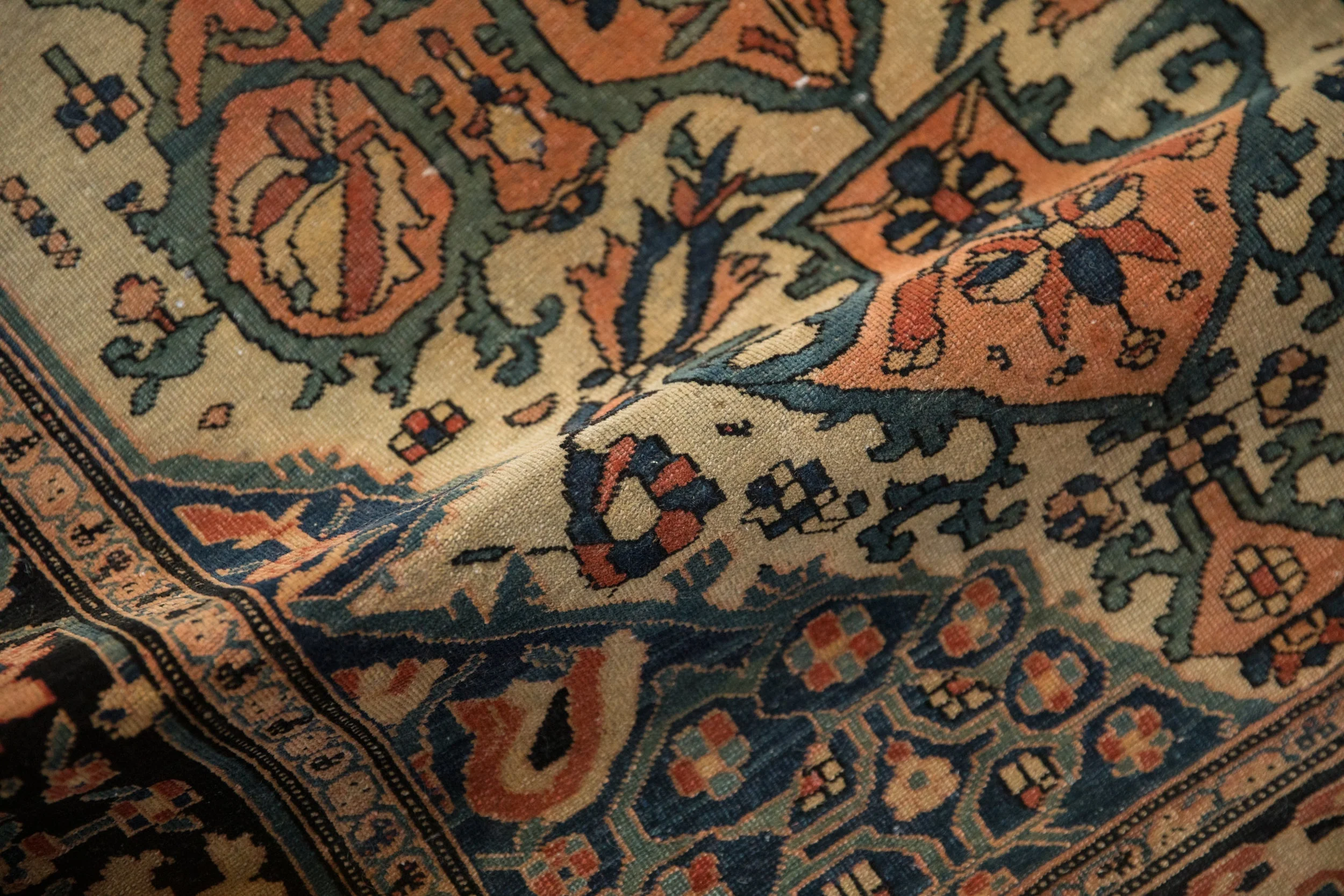 3.5x4.5 Antique Farahan Sarouk Square Rug - Image 10