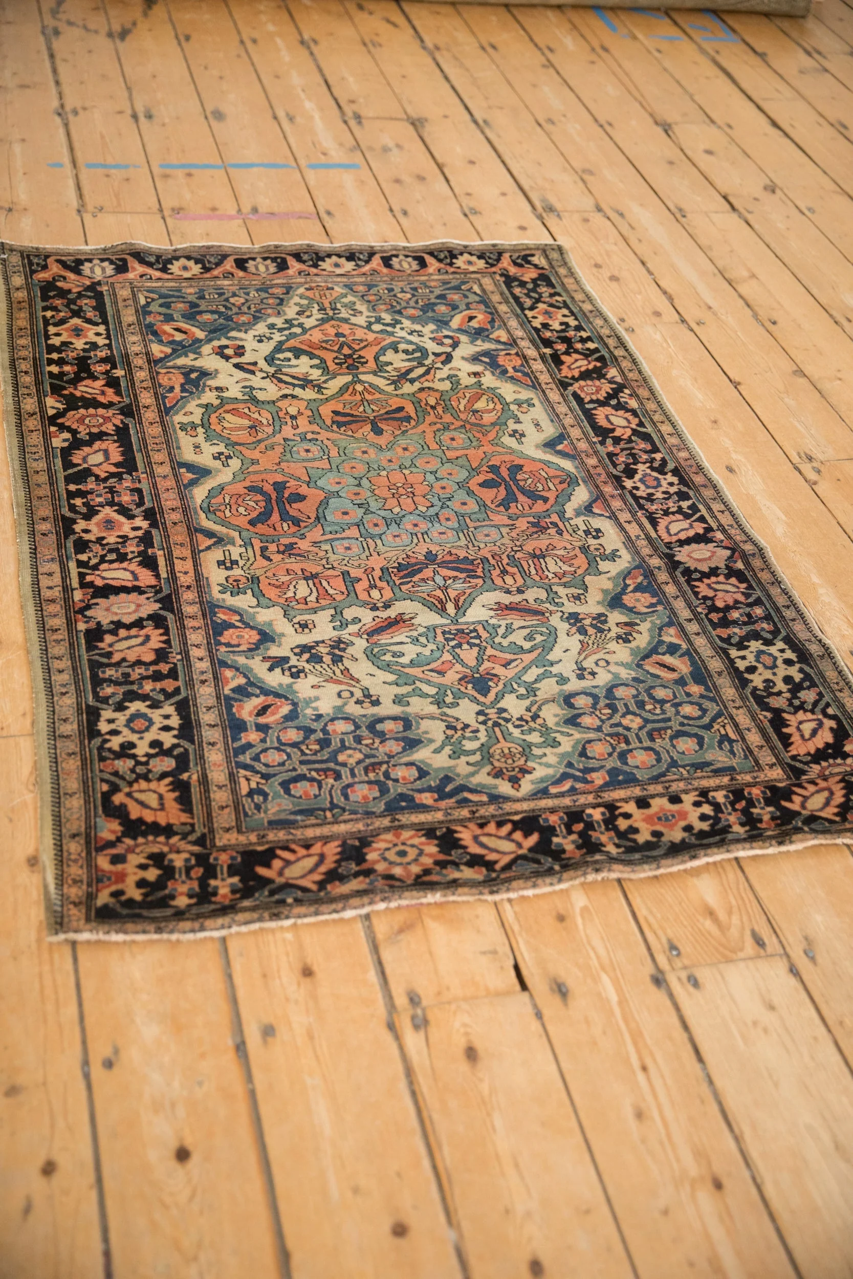 3.5x4.5 Antique Farahan Sarouk Square Rug - Image 4