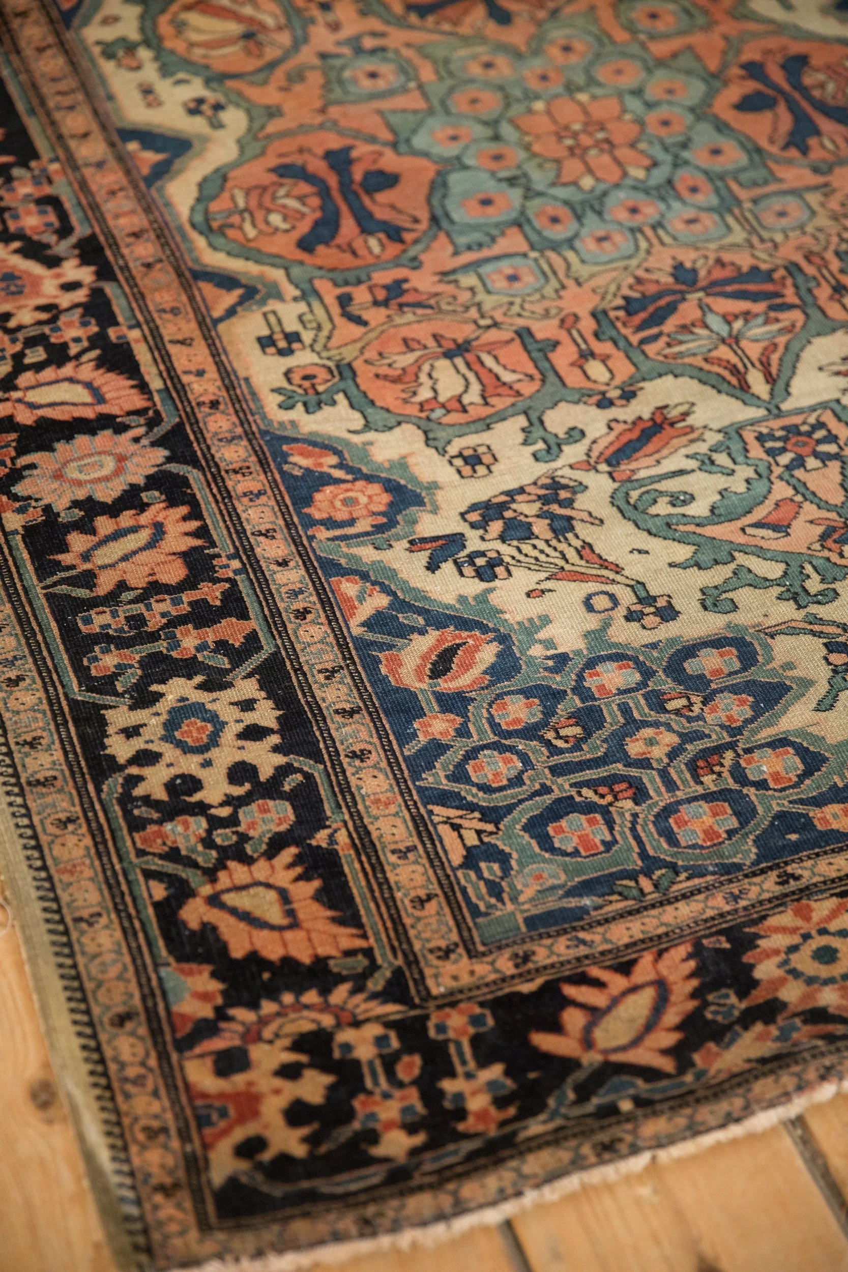 3.5x4.5 Antique Farahan Sarouk Square Rug - Image 5