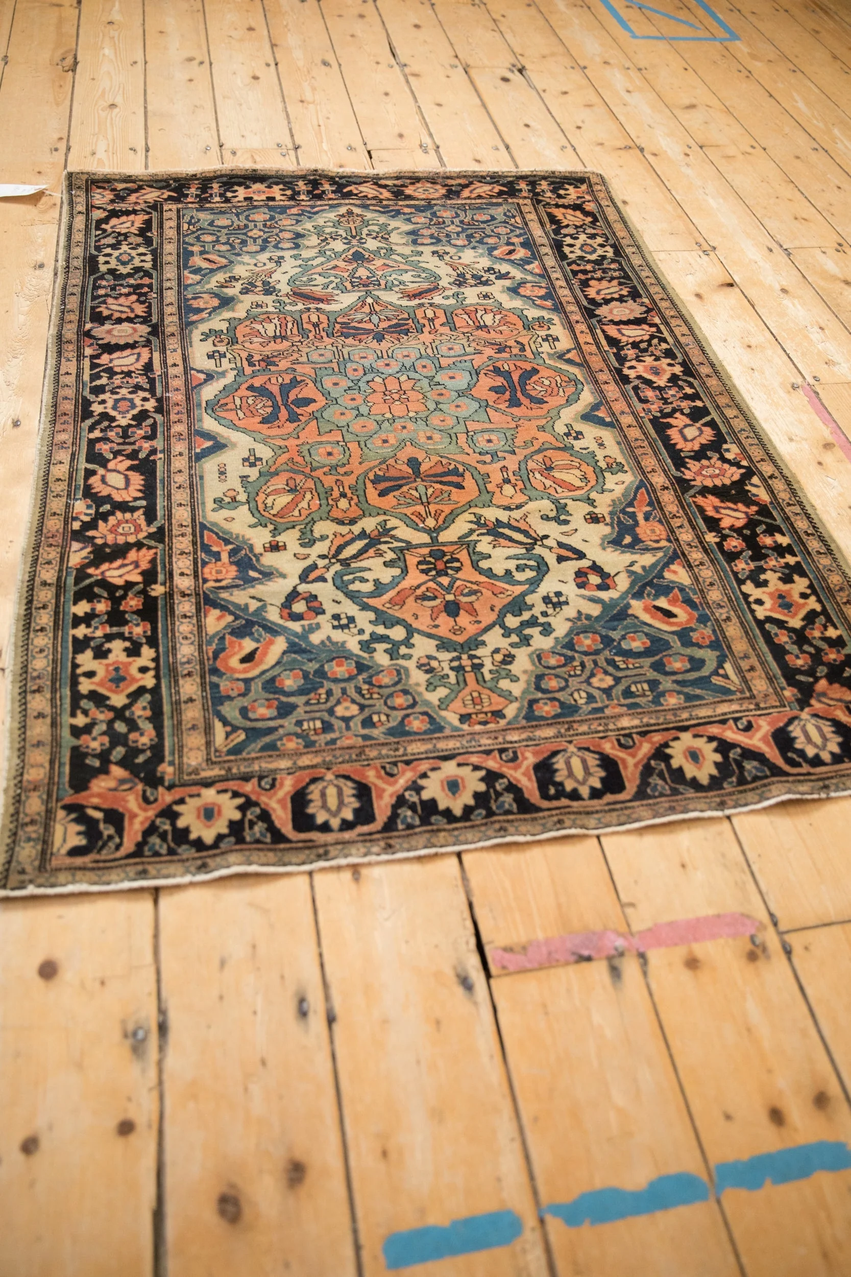 3.5x4.5 Antique Farahan Sarouk Square Rug - Image 7