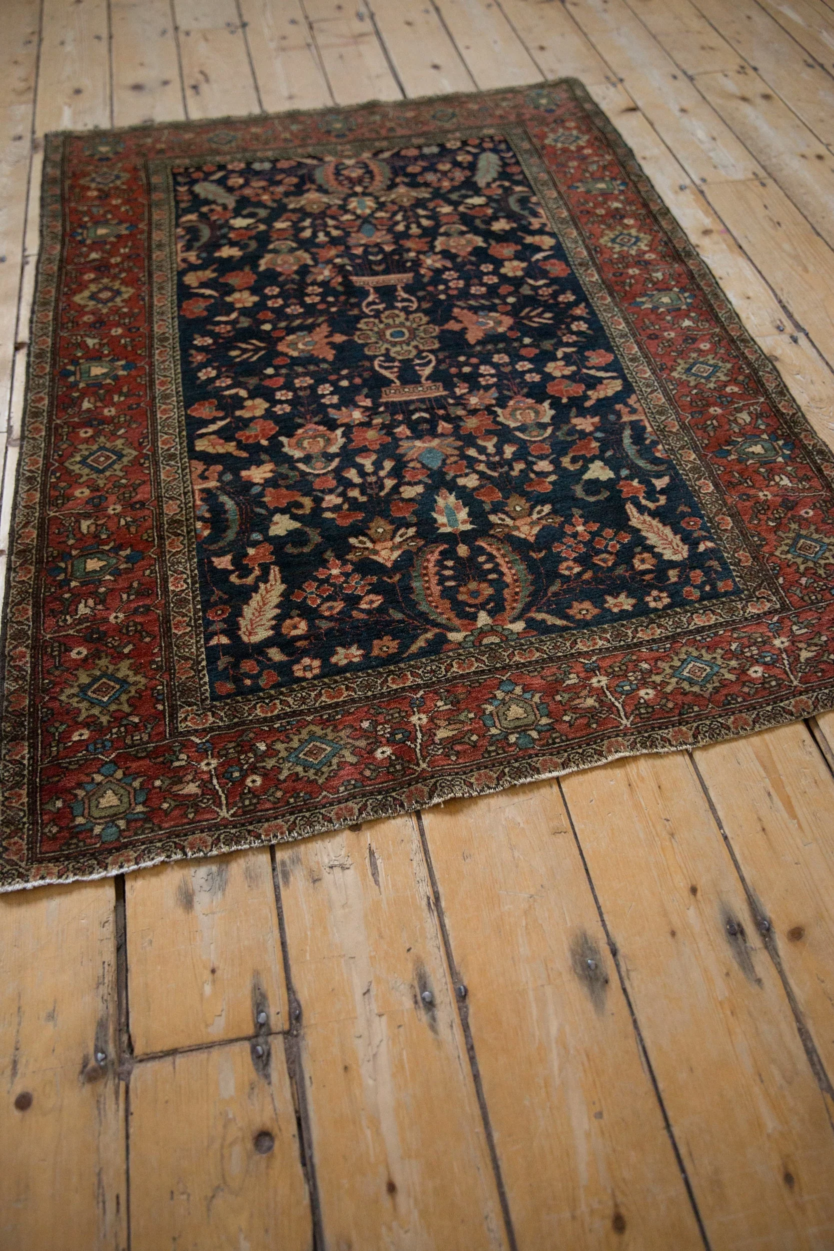 3.5x4.5 Antique Farahan Sarouk Square Rug - Image 7