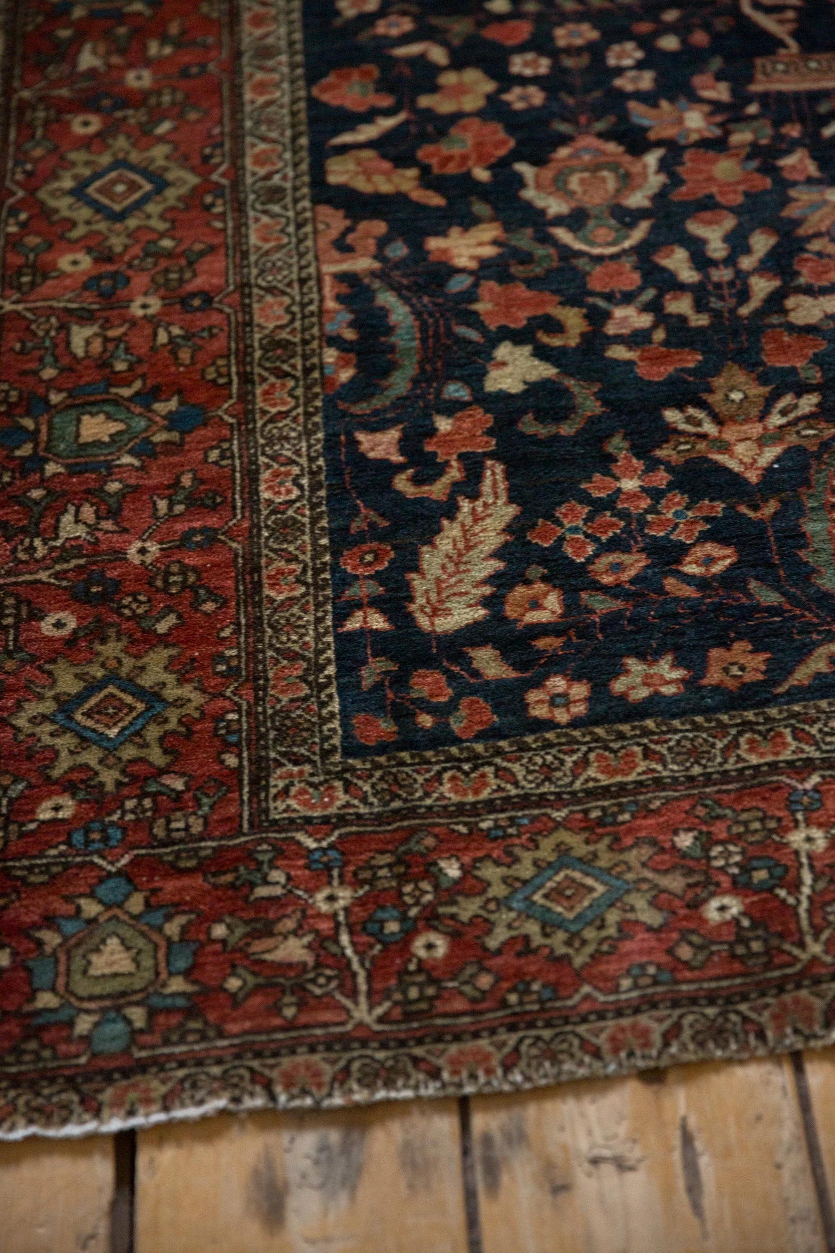 3.5x4.5 Antique Farahan Sarouk Square Rug - Image 8