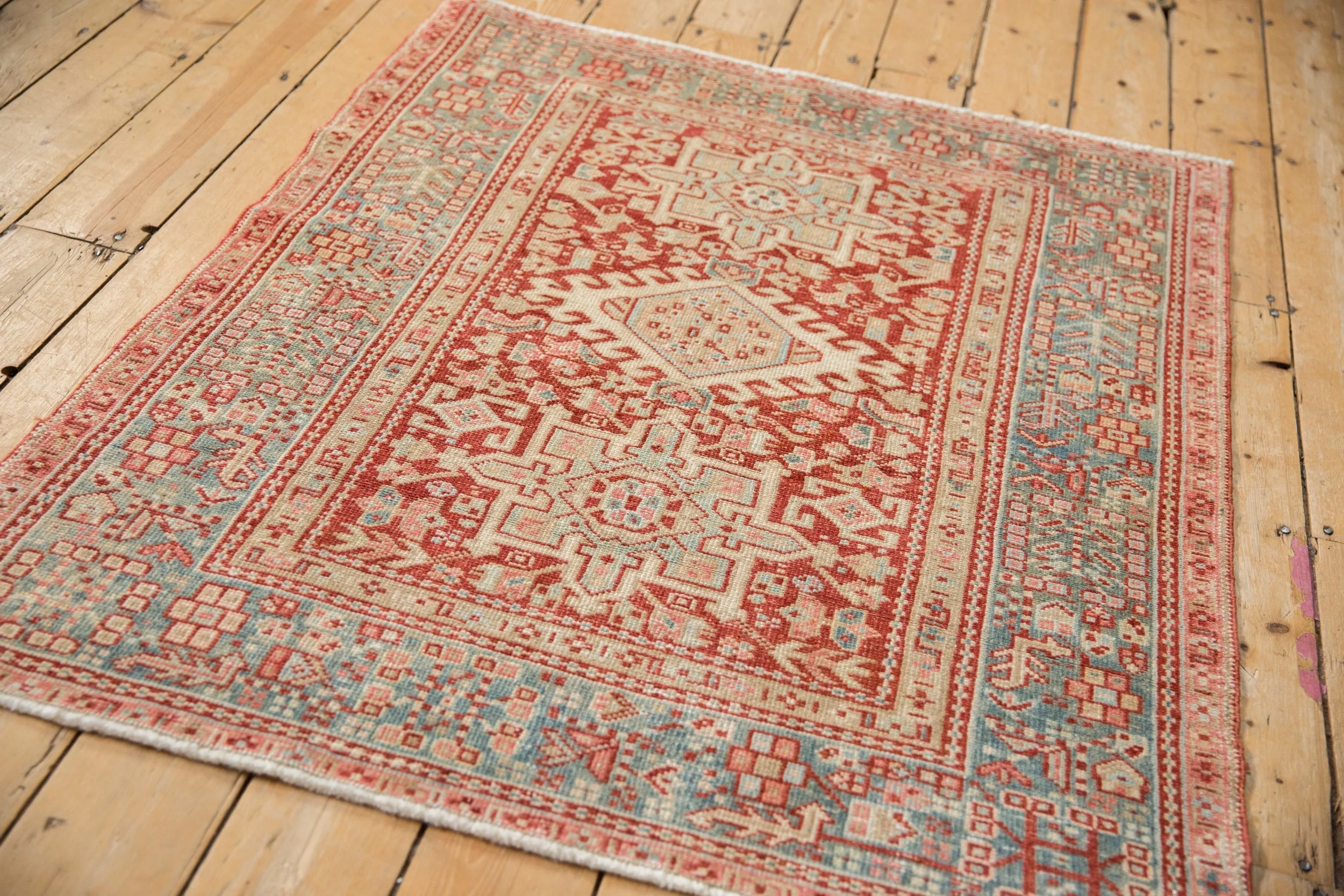 3.5x4.5 Vintage Distressed Karaja Square Rug - Image 6