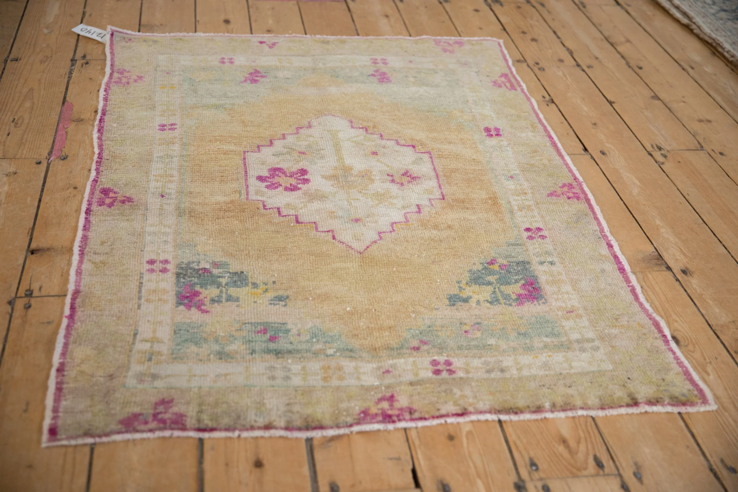 3.5x4.5 Vintage Distressed Oushak Square Rug - Image 4