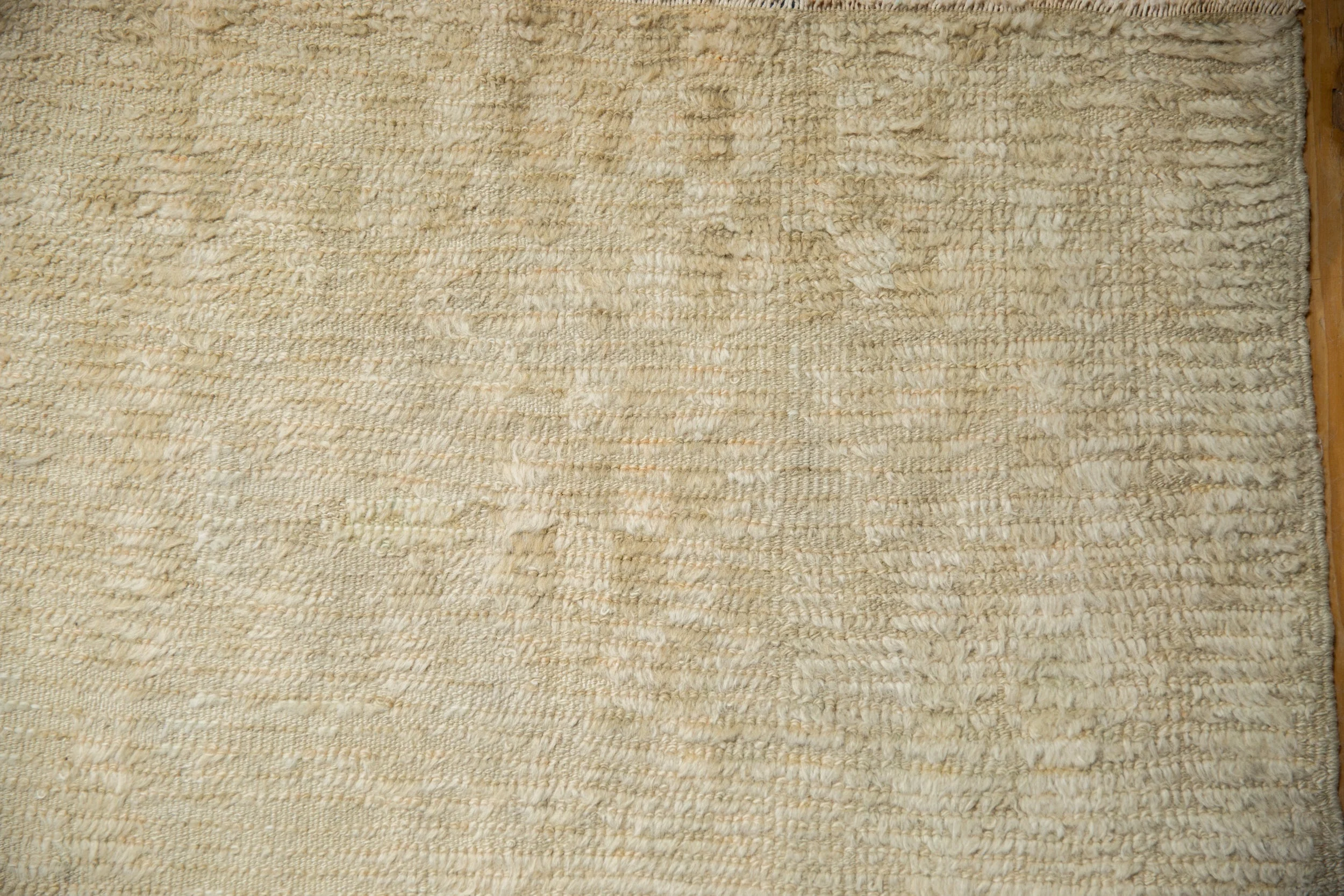 3.5x4.5 Vintage Distressed Tulu Square Rug - Image 3