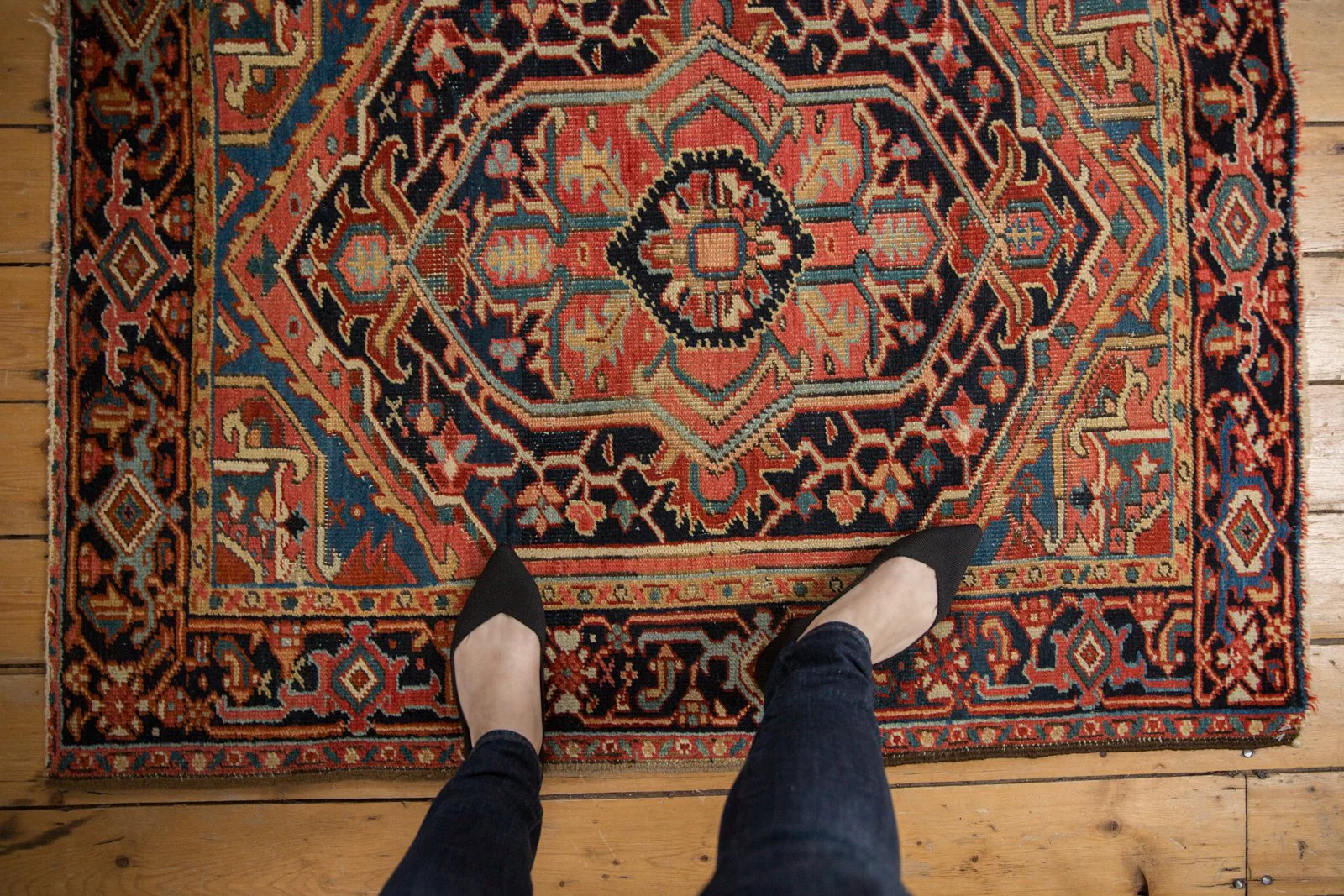 3.5x4.5 Vintage Heriz Square Rug - Image 2