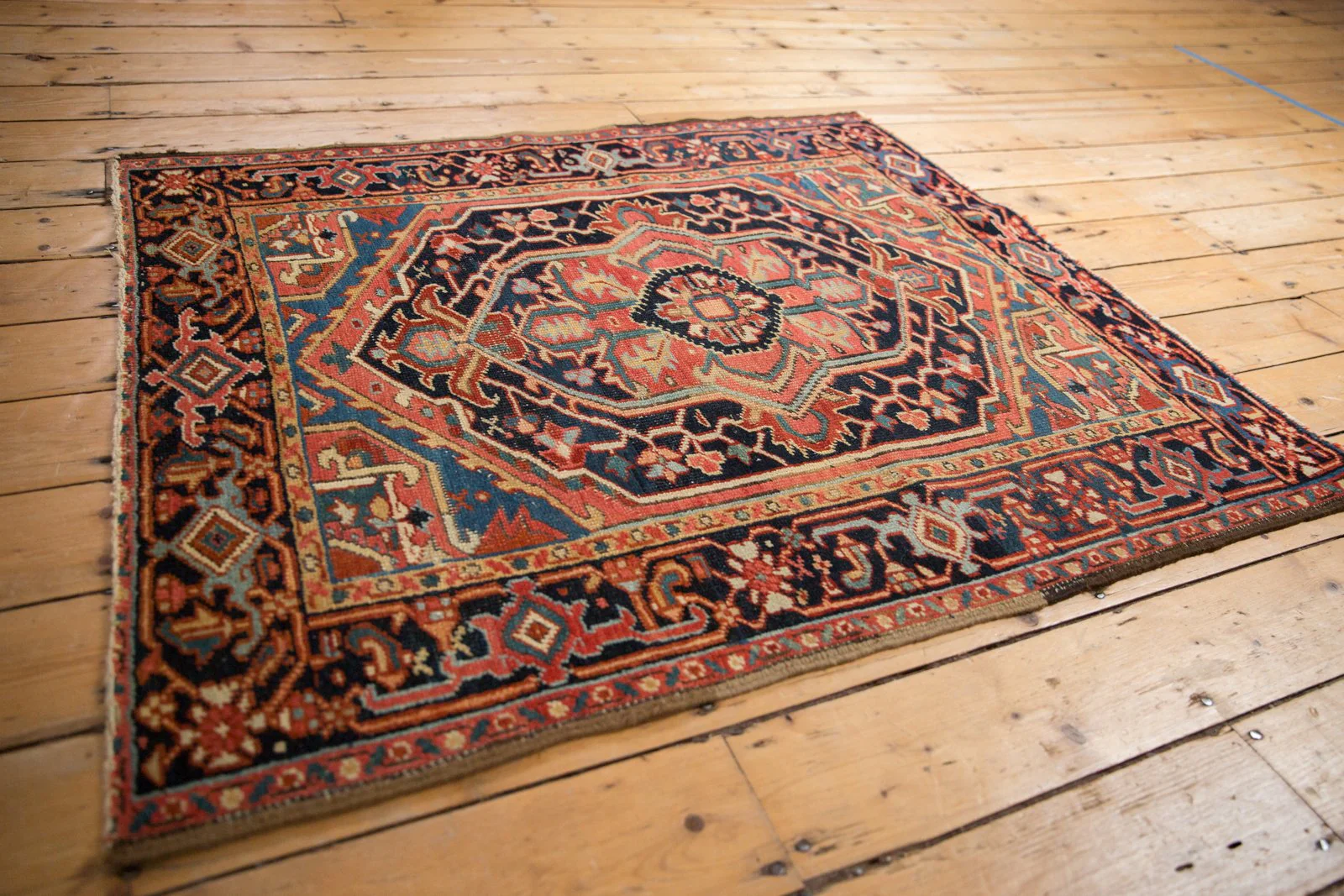 3.5x4.5 Vintage Heriz Square Rug - Image 5