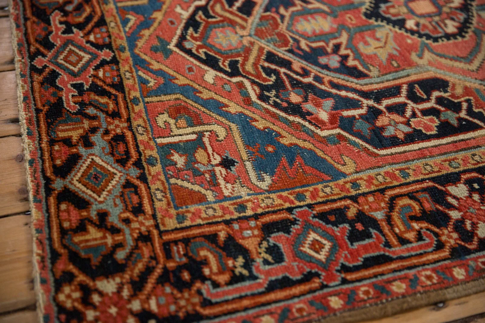 3.5x4.5 Vintage Heriz Square Rug - Image 6