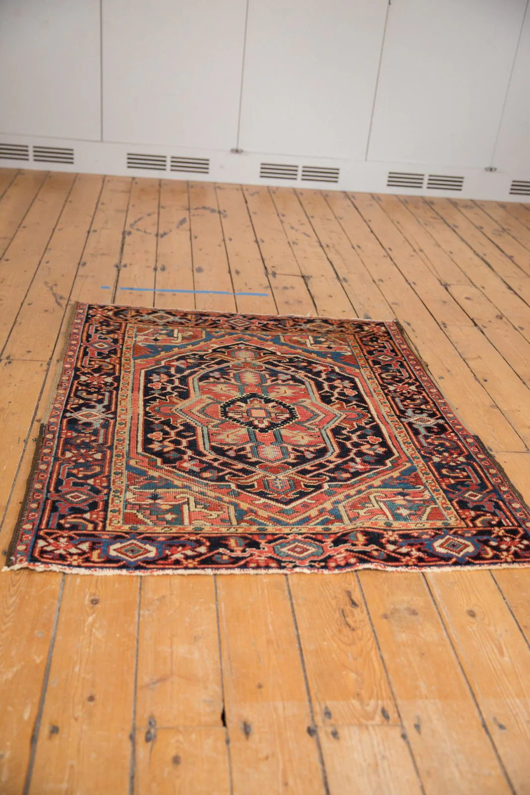 3.5x4.5 Vintage Heriz Square Rug - Image 9